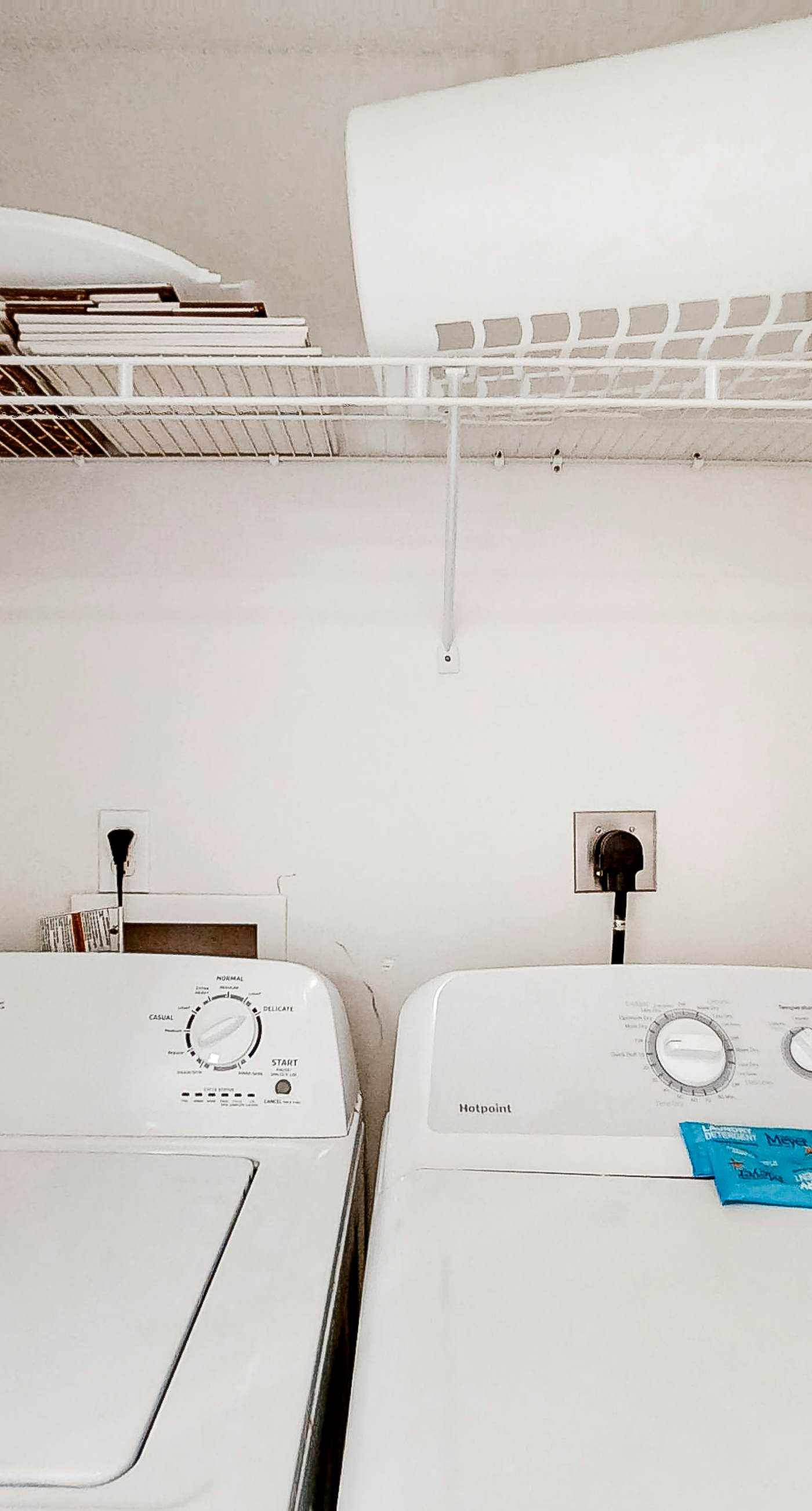 Convenient condo located in beachfront resort w/free WiFi, shared pool, AC