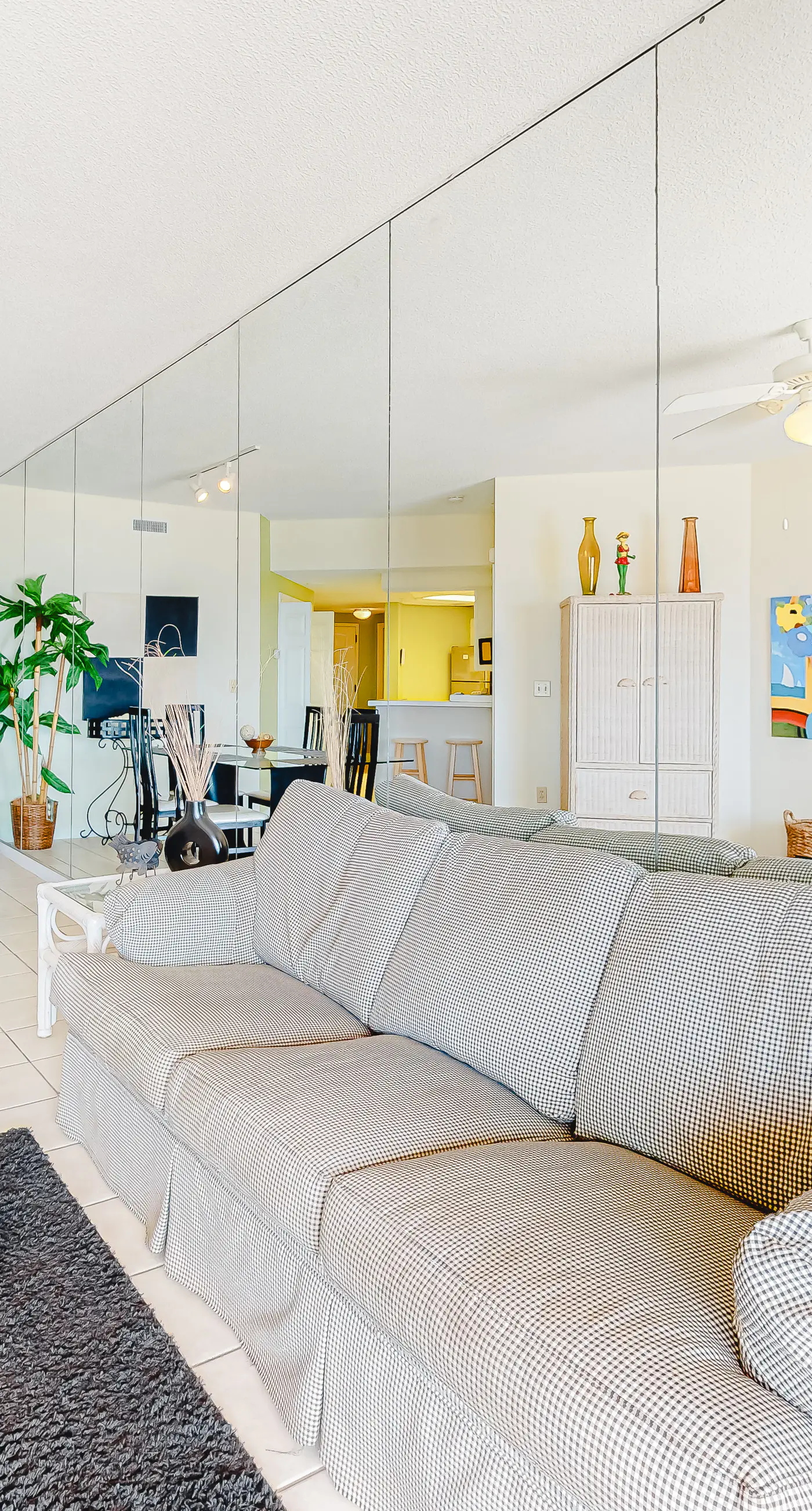 Amazing Seventh-Floor Condo in Beachfront Resort with Free WiFi, Shared Pool