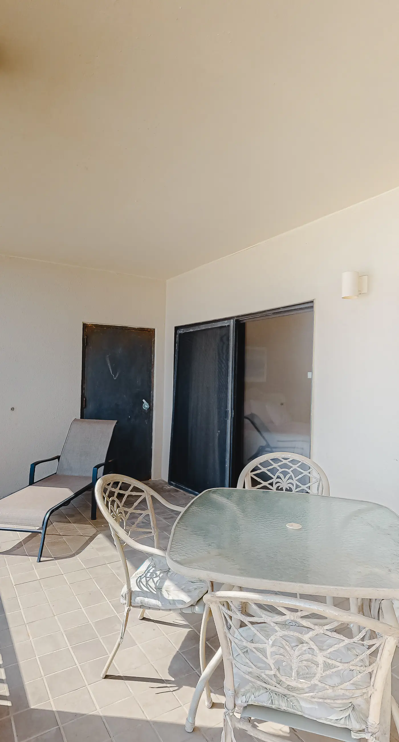 Amazing Seventh-Floor Condo in Beachfront Resort with Free WiFi, Shared Pool