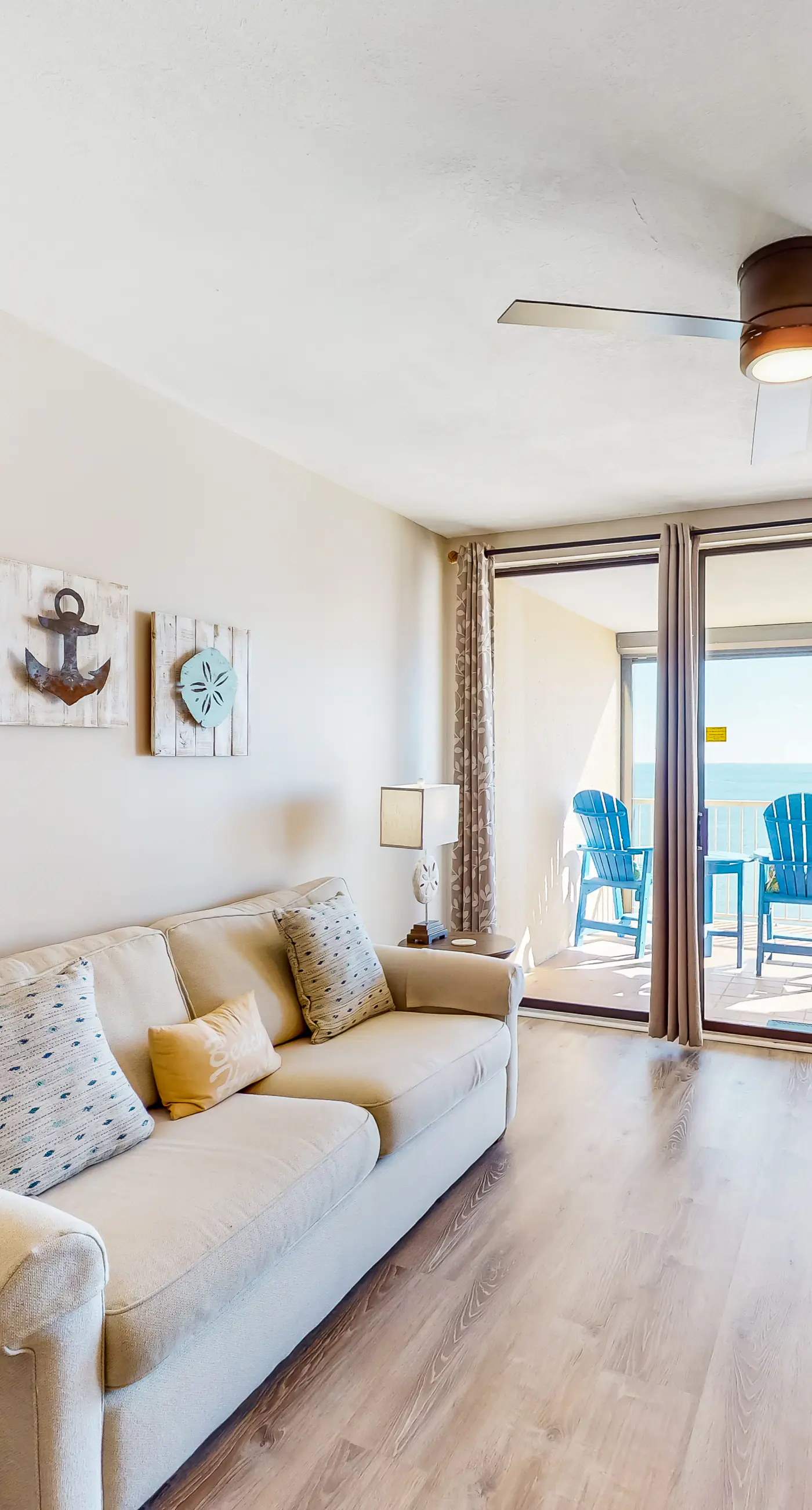 Dreamy beach condo with water views, balcony, pool & beach access