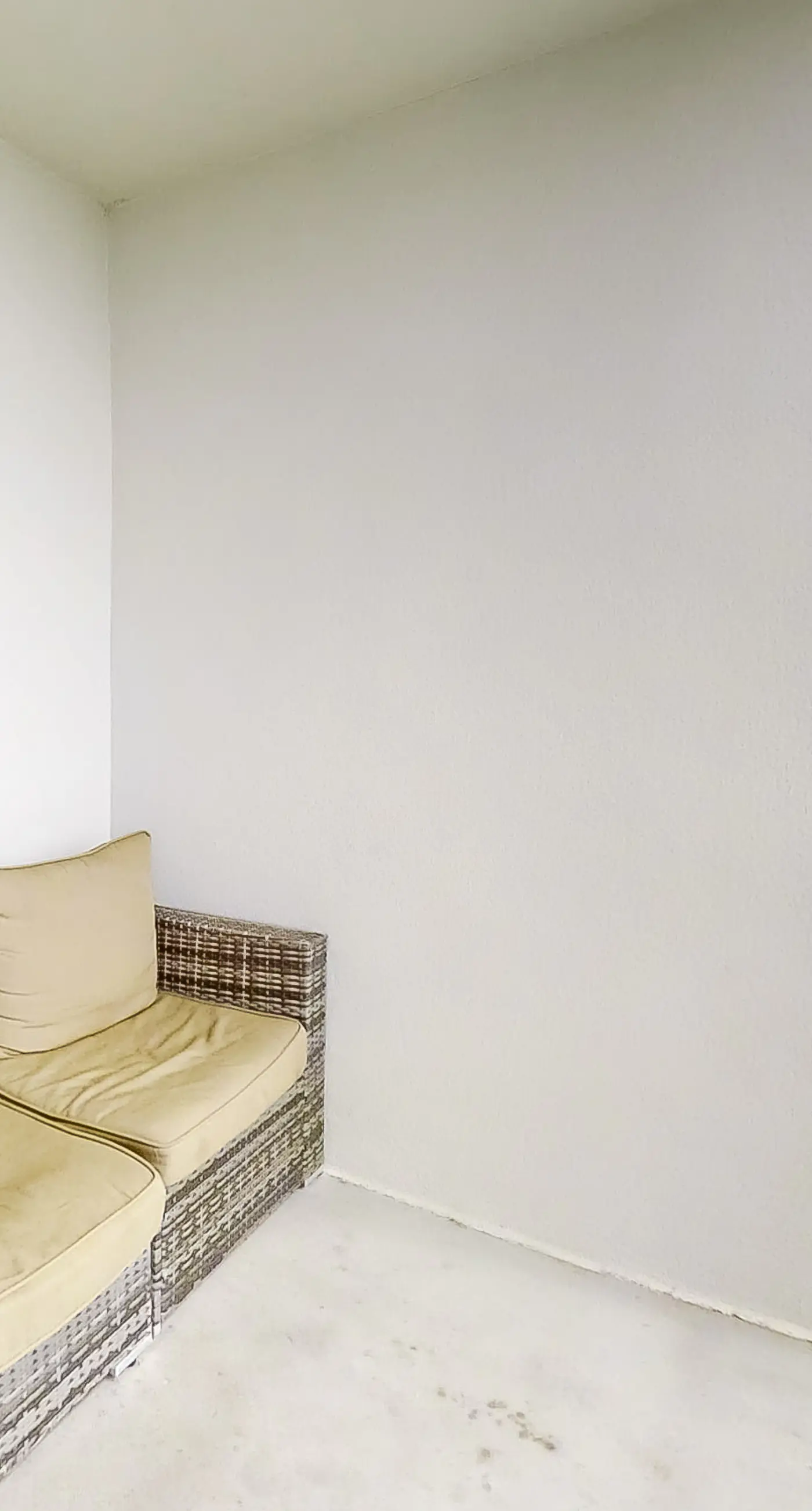 Spacious and Shiny Condo with Shared Pool & Hot Tub, Free WiFi, Central AC