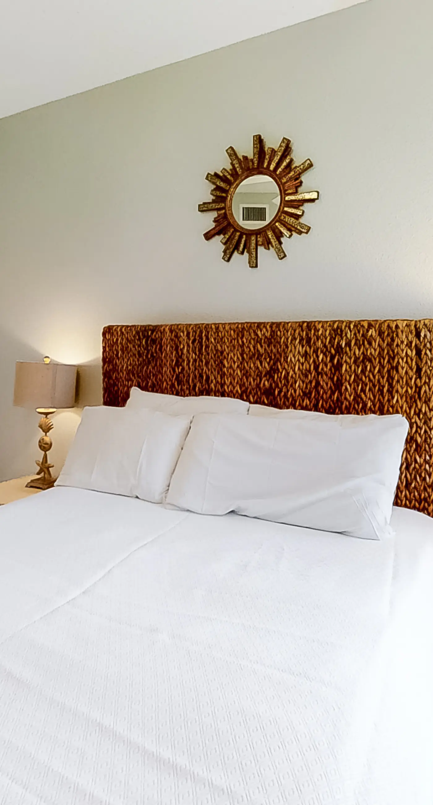 Beautiful Condo in Beachfront Resort w/WiFi, Central AC, Shared Pool & Hot Tub