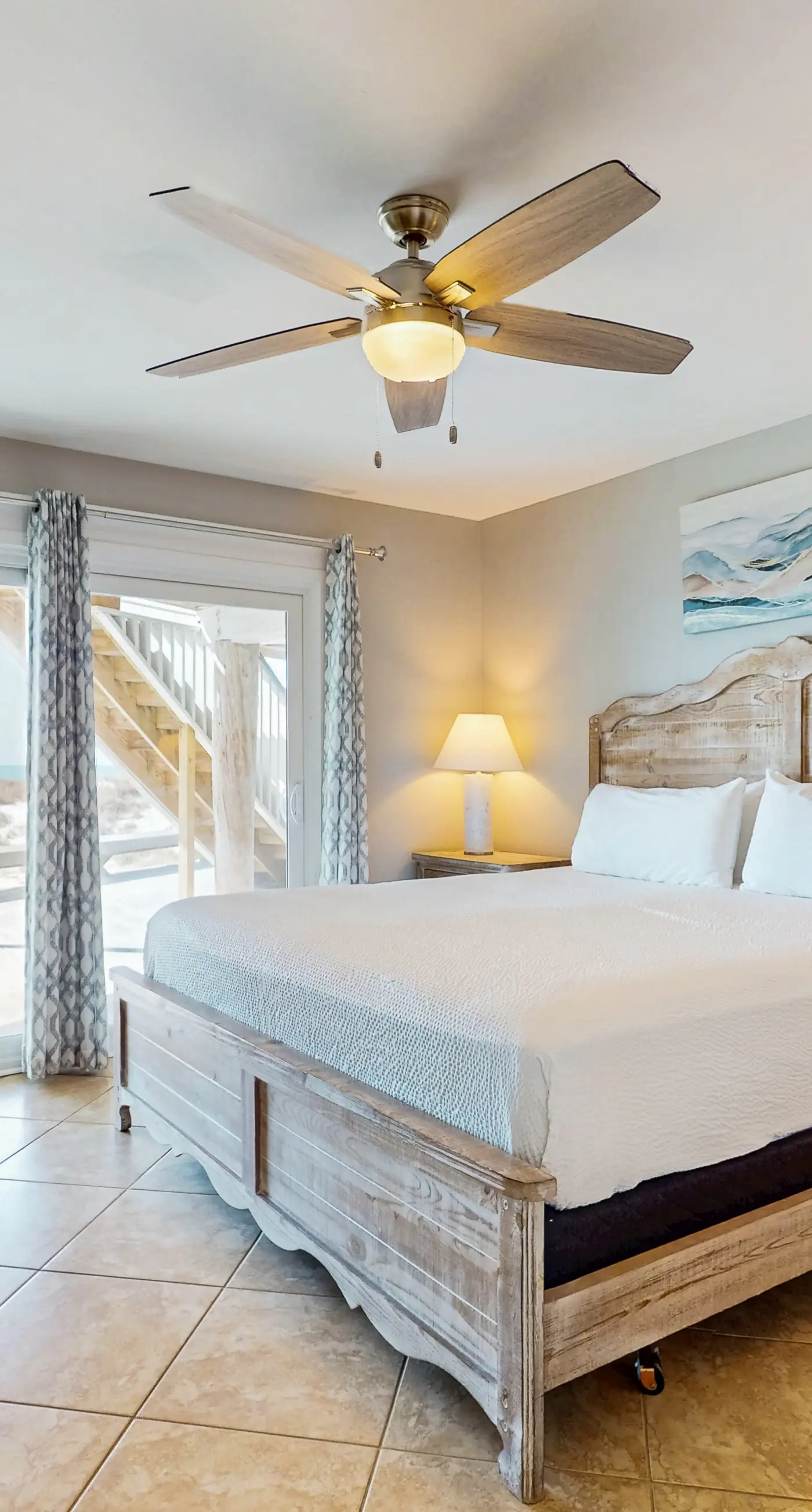 Amazing beachfront oasis with Gulf views, free WiFi, pool, and central AC