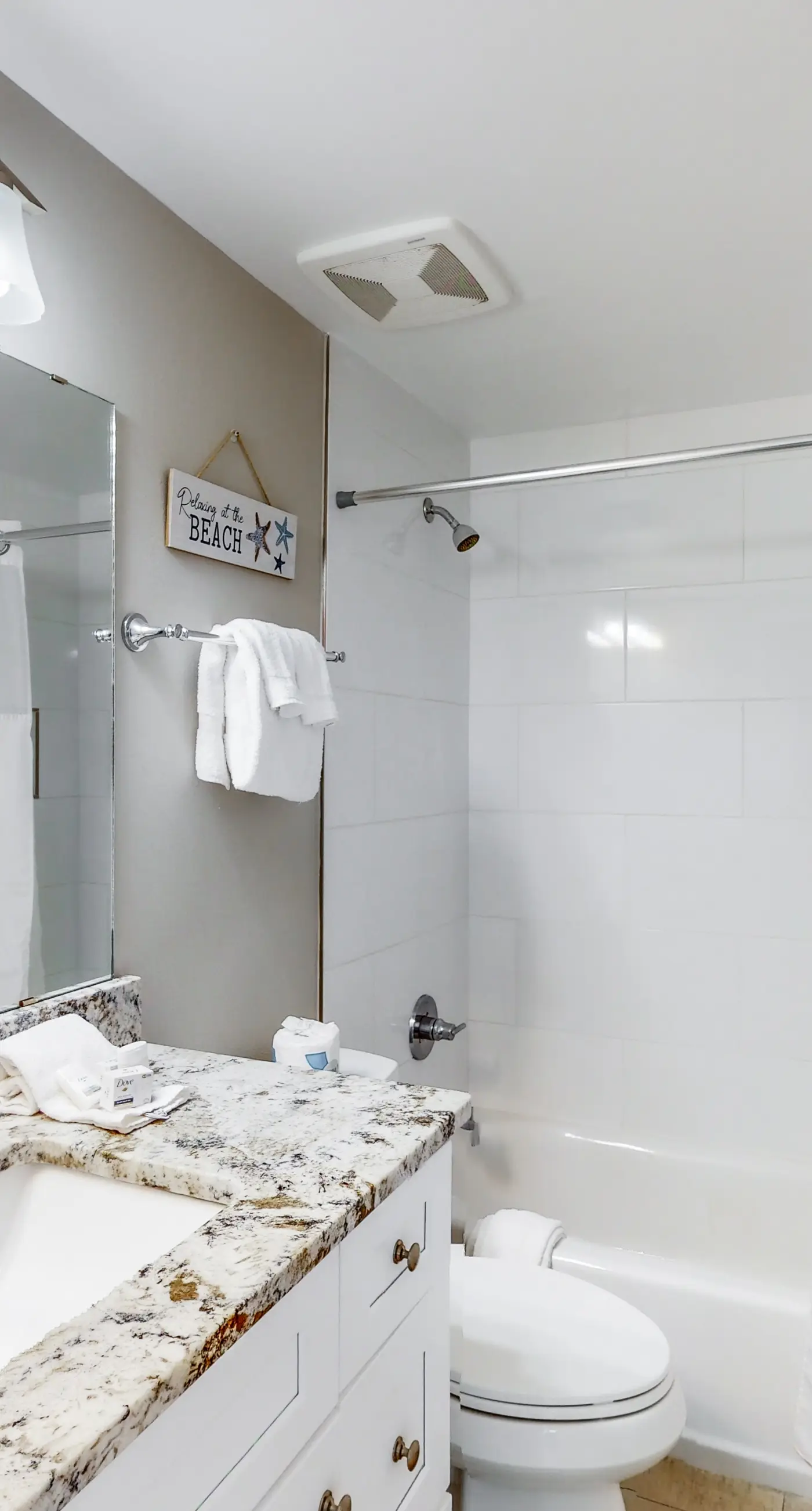 Beachfront corner condo with Gulf-view balcony, pool & beach access