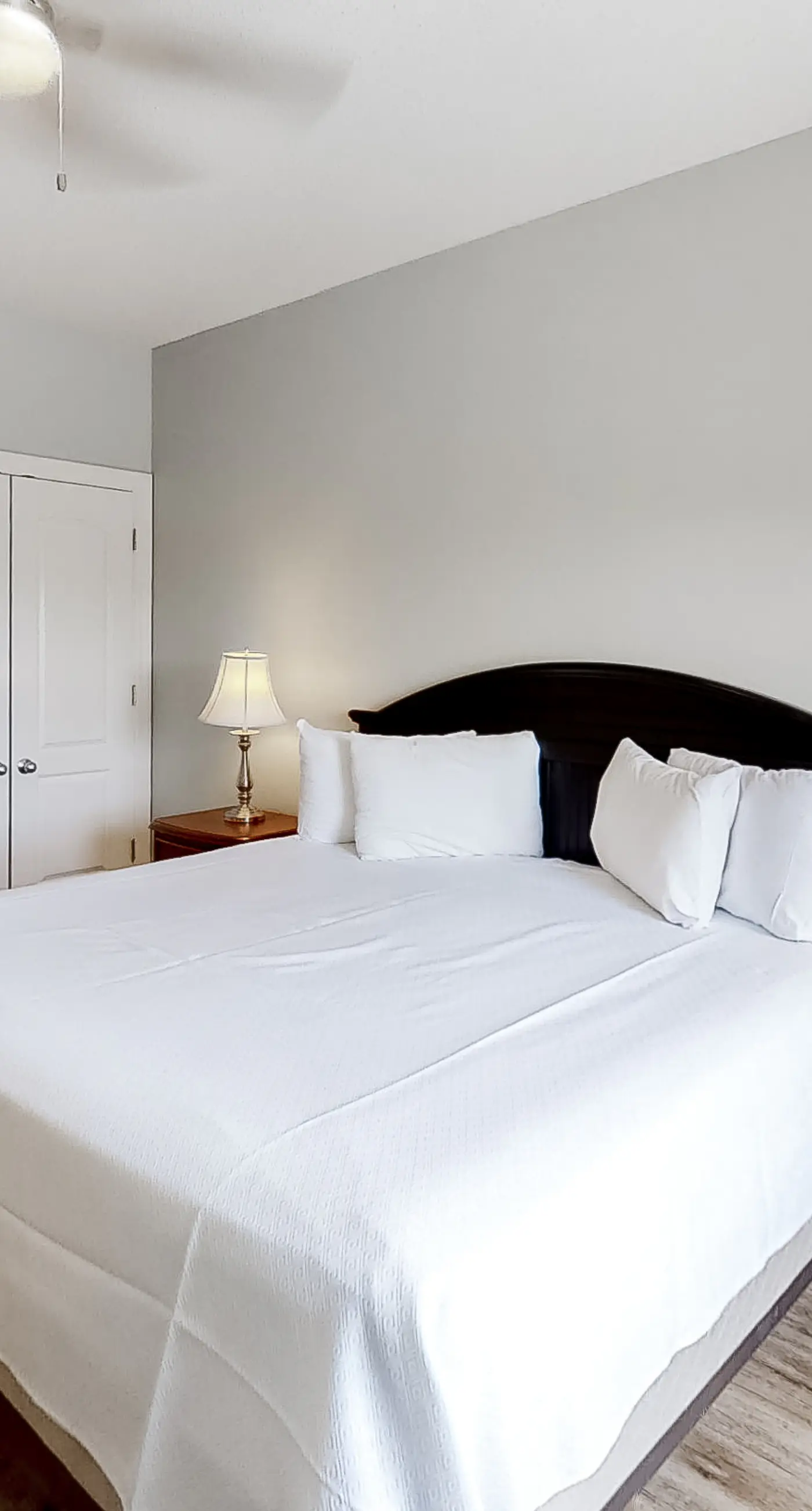 Spacious beachfront home with large balconies & pool access