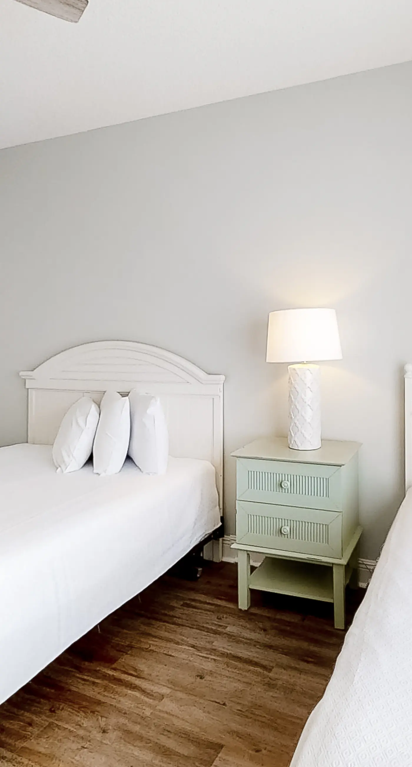 Spacious beachfront home with large balconies & pool access