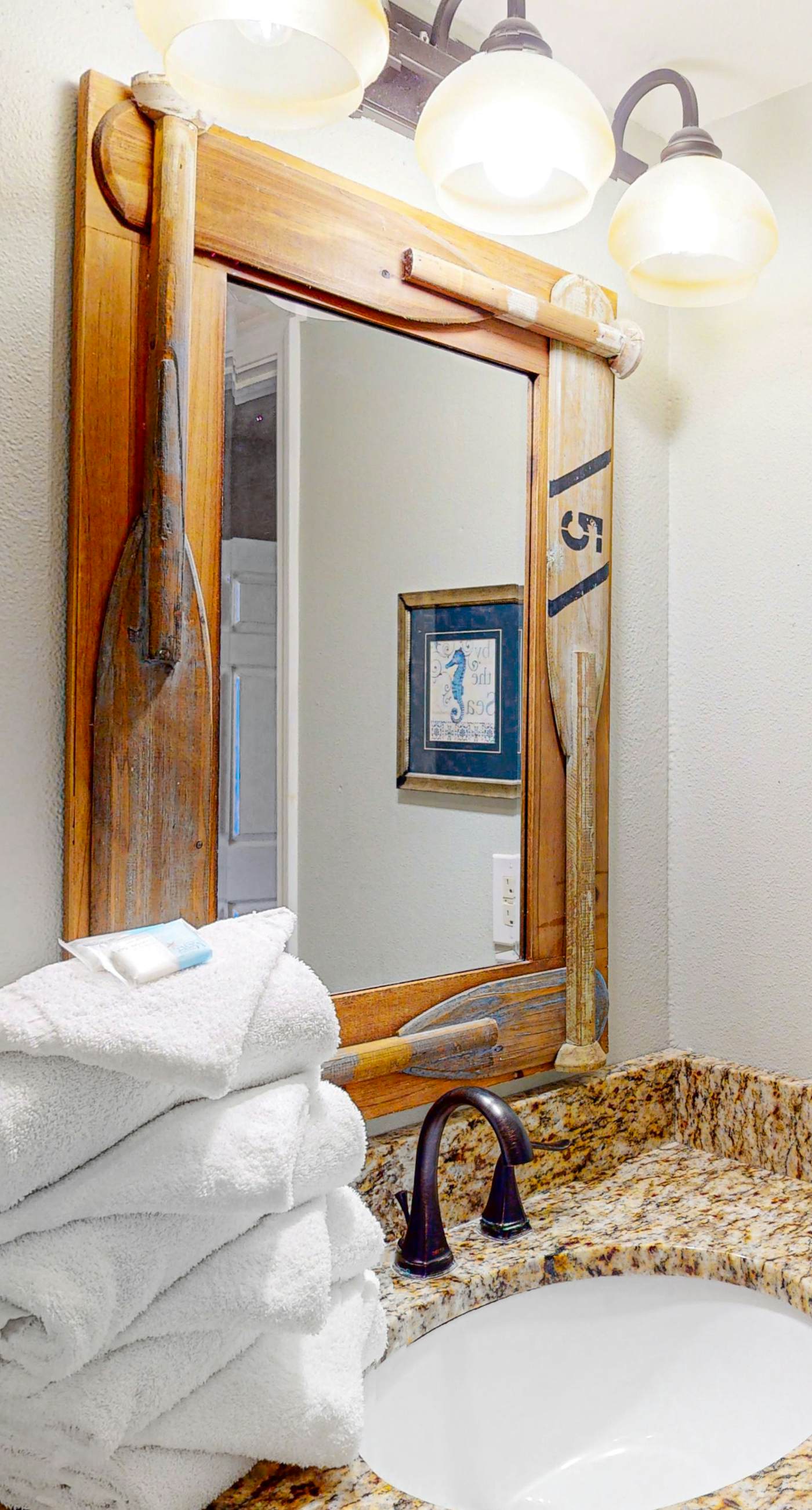 Gulf-front condo with beach access, private balcony, hot tub, pools & BBQ