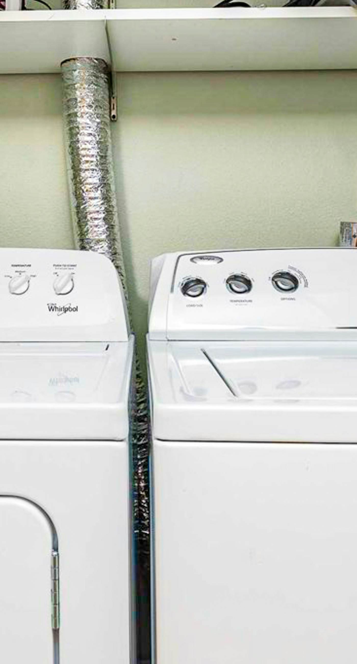 Gulf-front condo with beach access, private balcony, hot tub, pools & BBQ