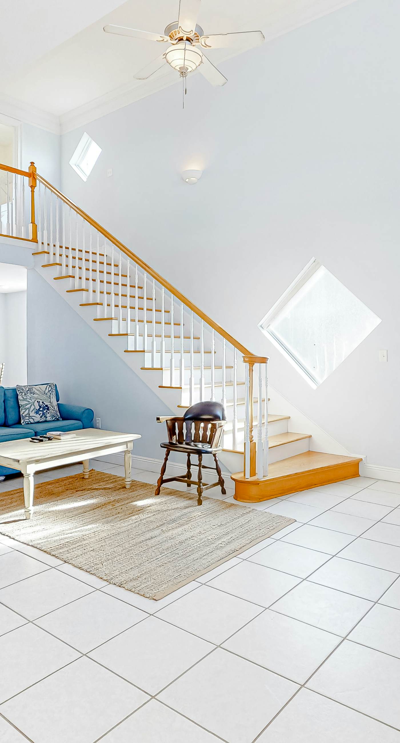 Beachfront home with gorgeous Gulf view, boardwalk, 3 decks & pool access