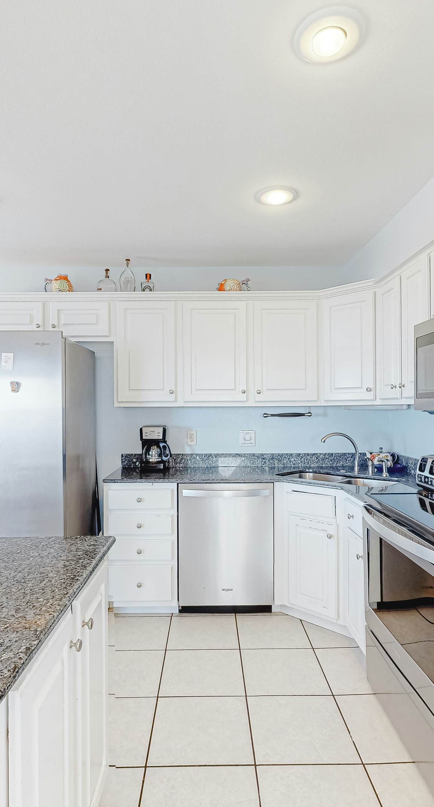 Beachfront home with gorgeous Gulf view, boardwalk, 3 decks & pool access