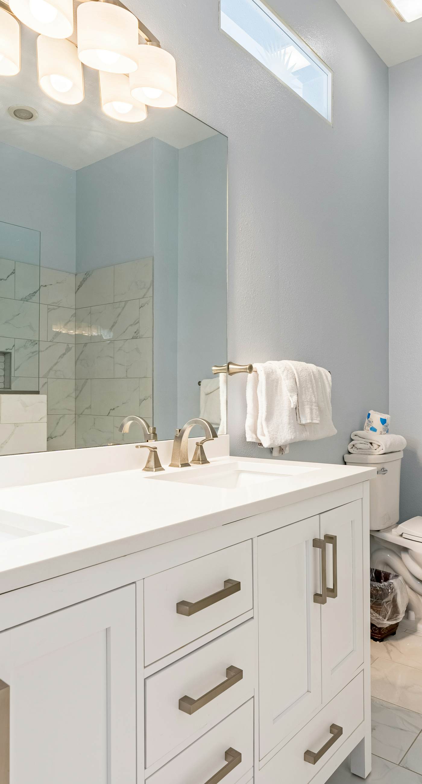 Beachfront home with gorgeous Gulf view, boardwalk, 3 decks & pool access