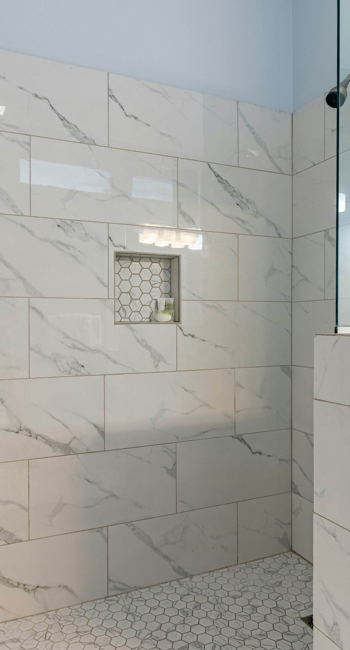 Beachfront home with gorgeous Gulf view, boardwalk, 3 decks & pool access