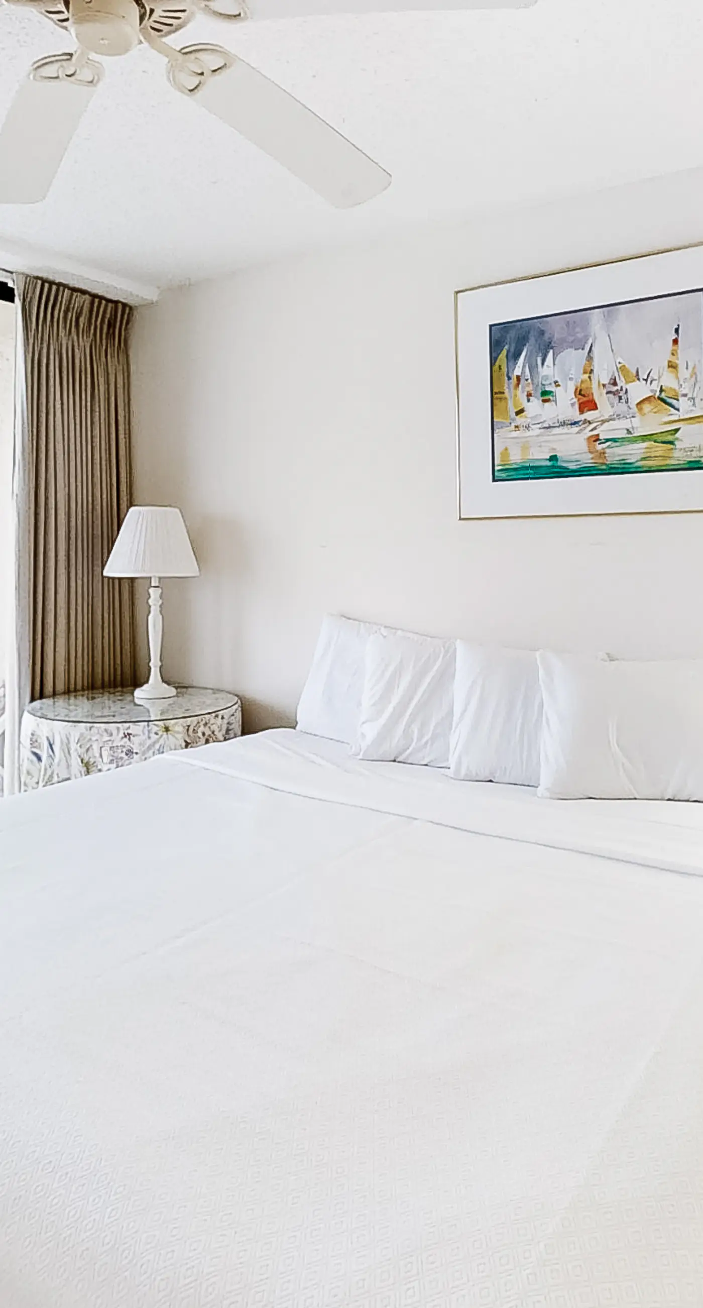 Gulf-Front Condo w Balcony, Great Beach Views & Shared Pools