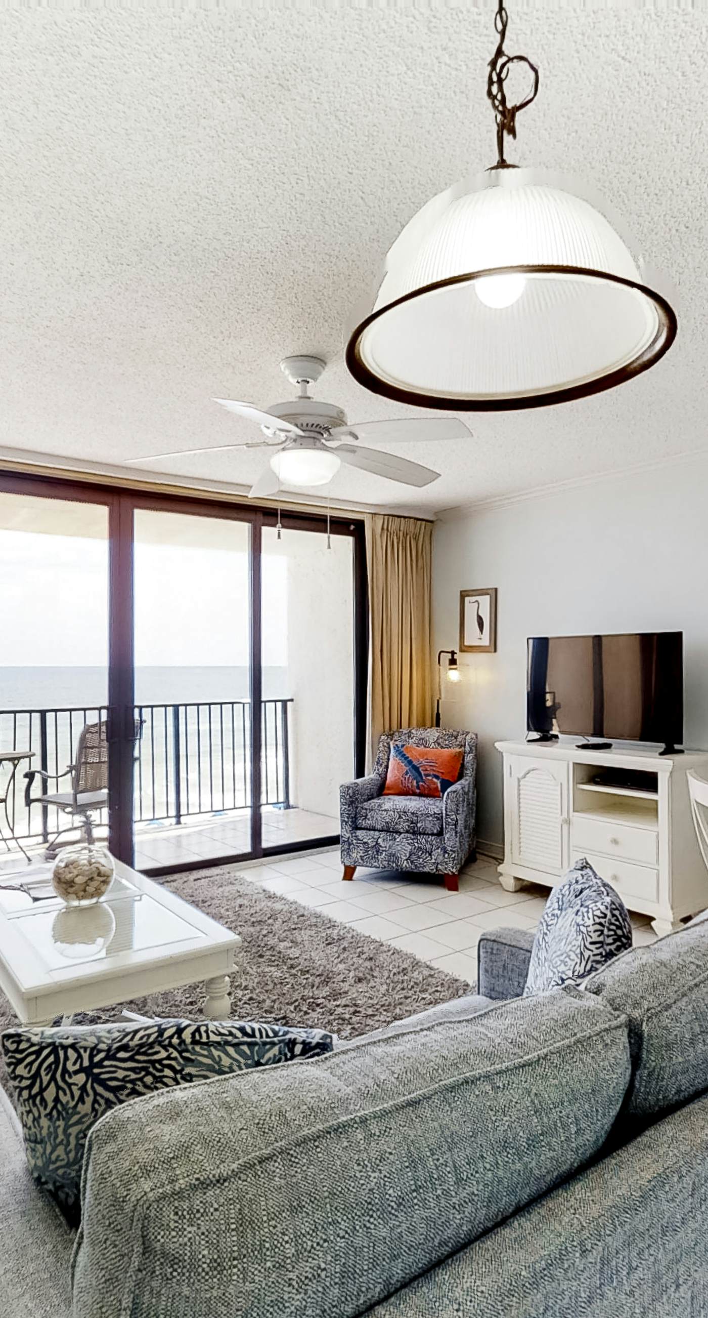 Beachfront Condo with Gorgeous Gulf View, Balcony & Shared Pools