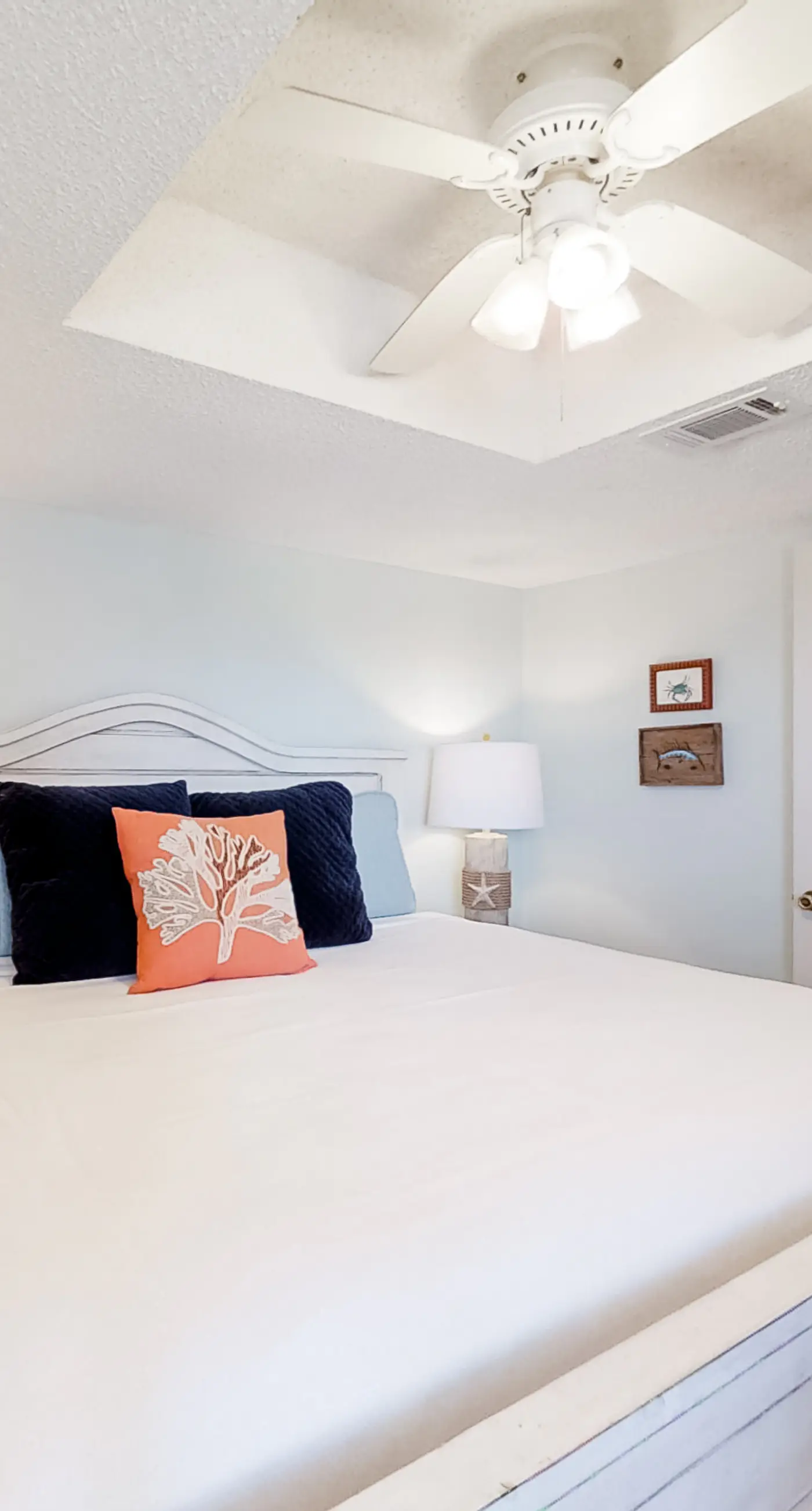 Beachfront Condo with Gorgeous Gulf View, Balcony & Shared Pools