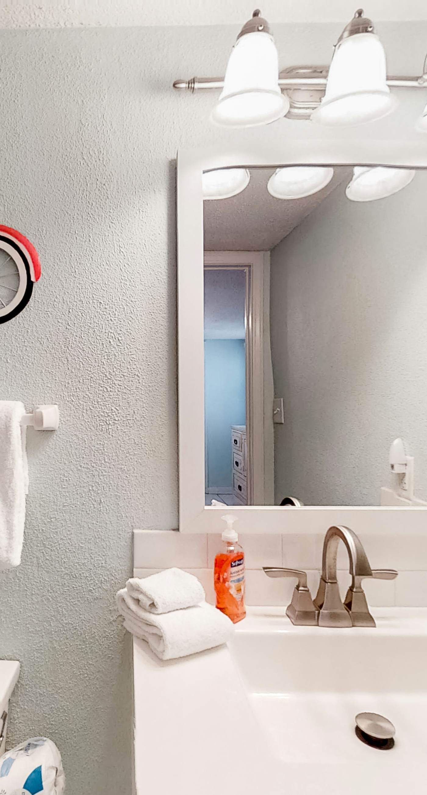 Beachfront Condo with Gorgeous Gulf View, Balcony & Shared Pools