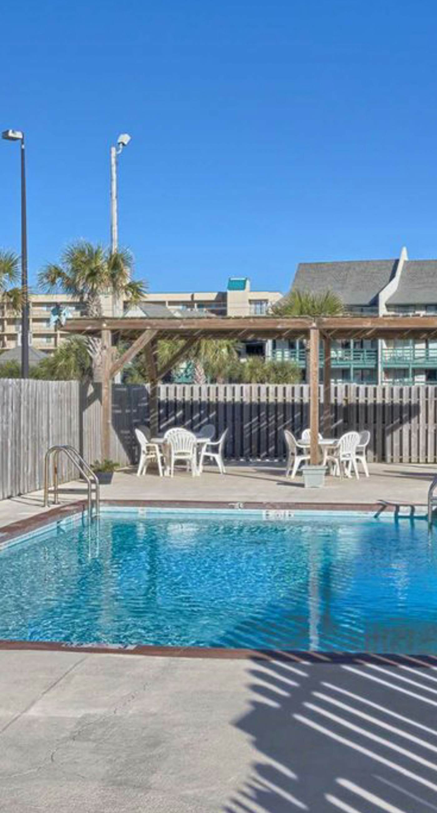 Beachfront Condo with Gorgeous Gulf View, Balcony & Shared Pools