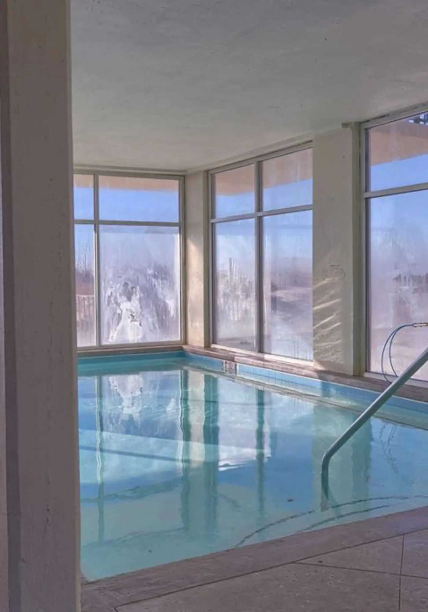 Beachfront Condo with Gorgeous Gulf View, Balcony & Shared Pools