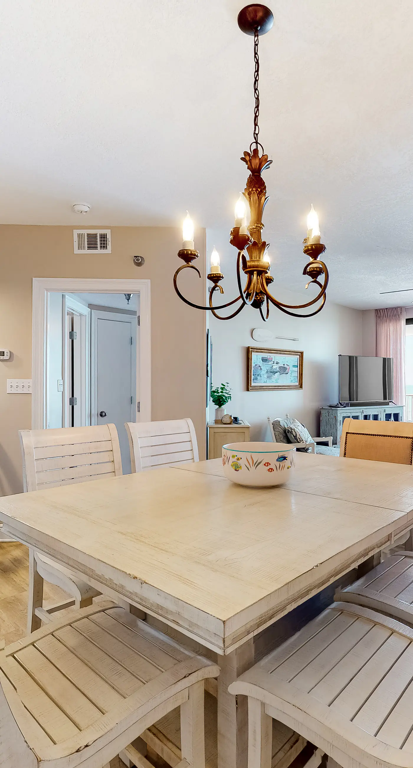 Gulf-front condo with shaded deck, AC, pools, hot tub, tennis & Gym