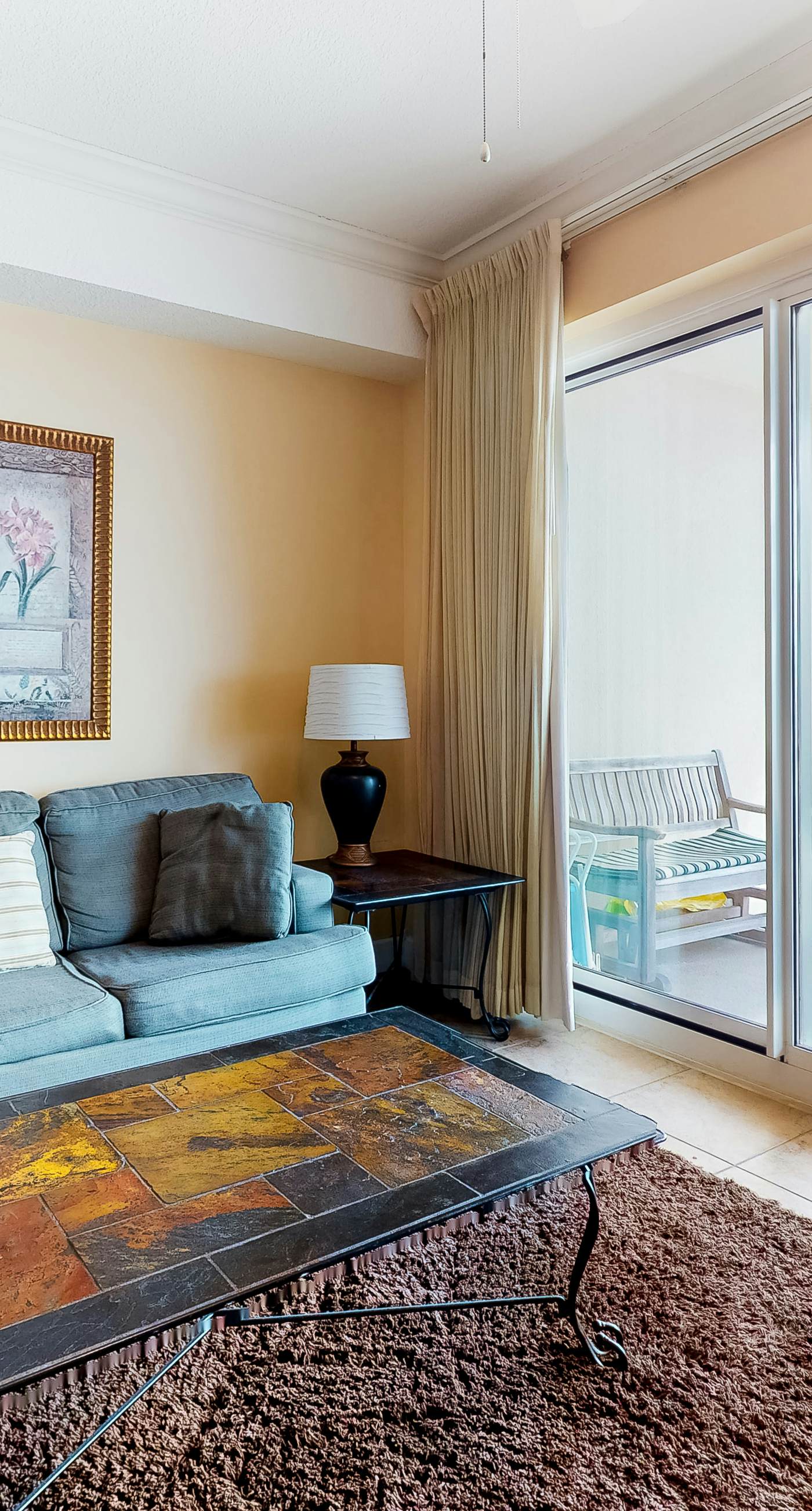 Beachfront condo with Gulf view, balcony, pools, hot tubs & gym access