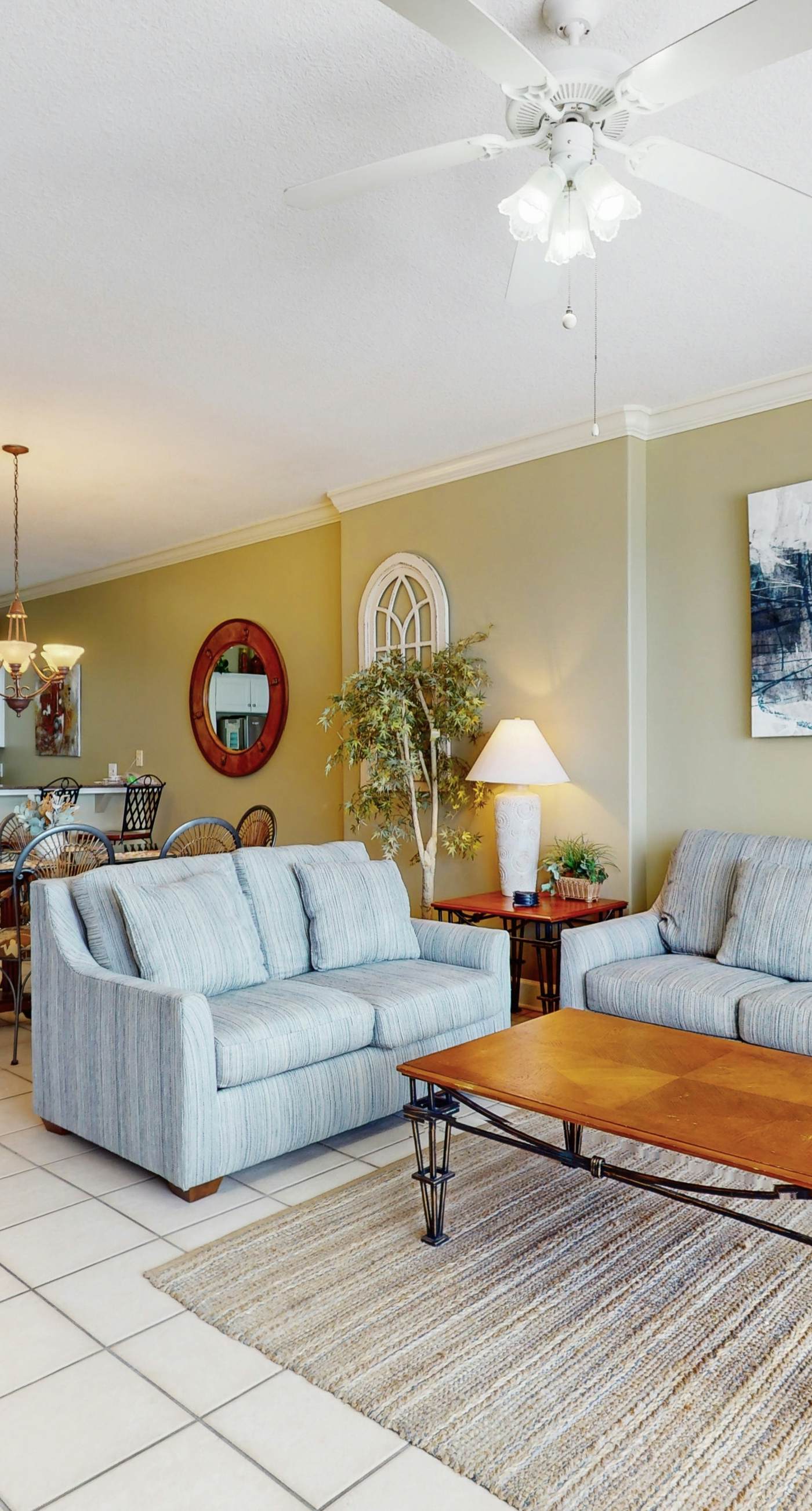 9th-floor, Gulf-front condo with balcony, pools, hot tubs, gym & beach access