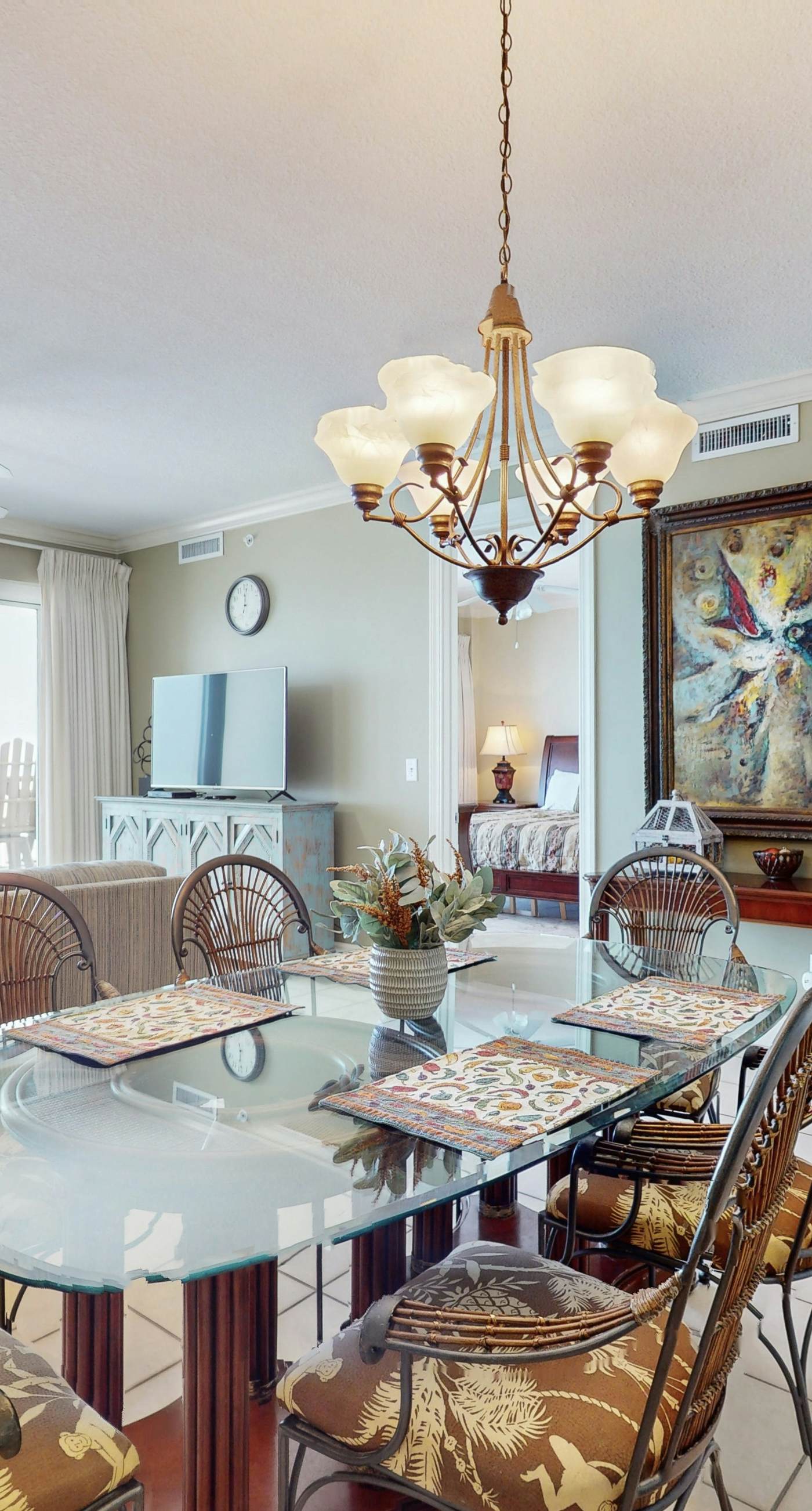 9th-floor, Gulf-front condo with balcony, pools, hot tubs, gym & beach access