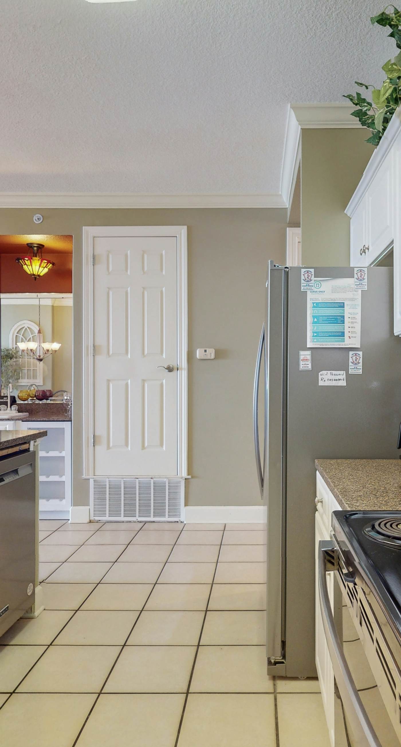 9th-floor, Gulf-front condo with balcony, pools, hot tubs, gym & beach access