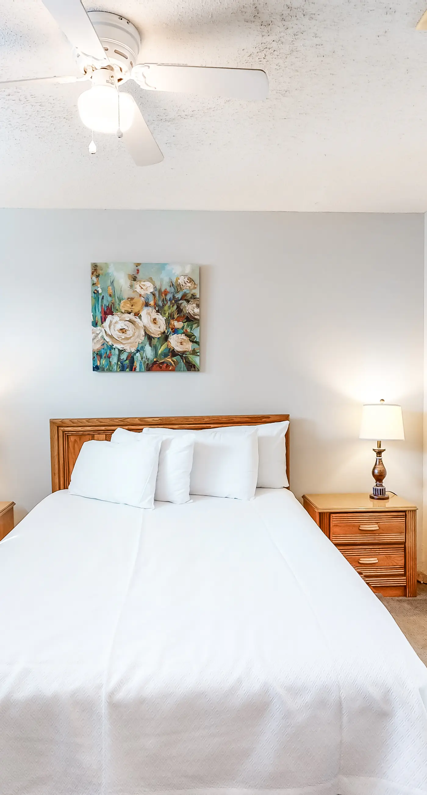 Bright resort condo with pool access, cozy patio, plus a washer/dryer