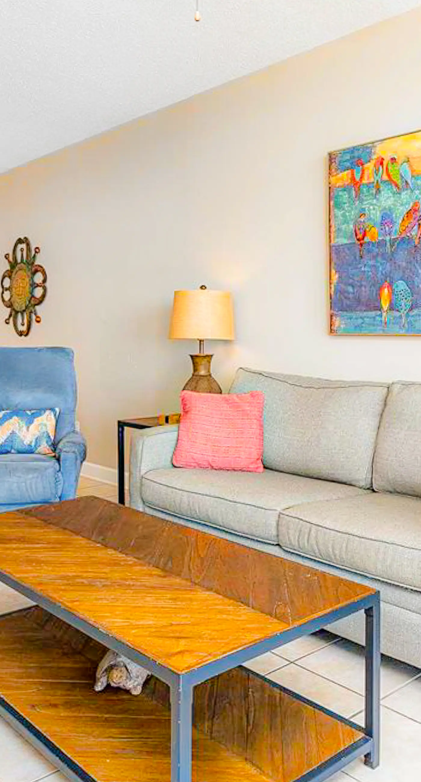 Gulf-front 15th-floor condo with balcony, pools, hot tub, AC, beach views, gym