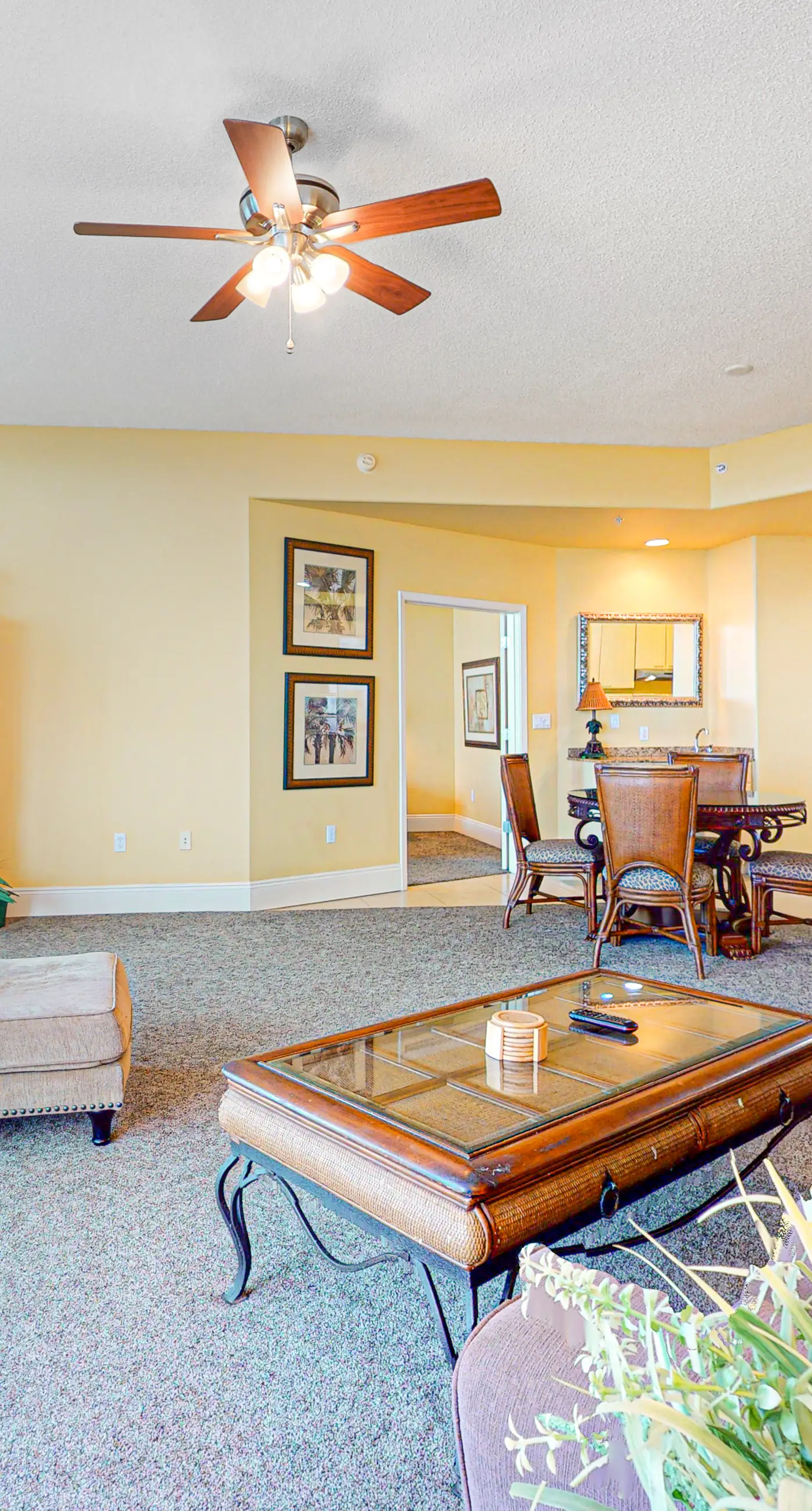 Beachfront 13th-floor condo with balcony, hot tubs, pools, & tennis courts