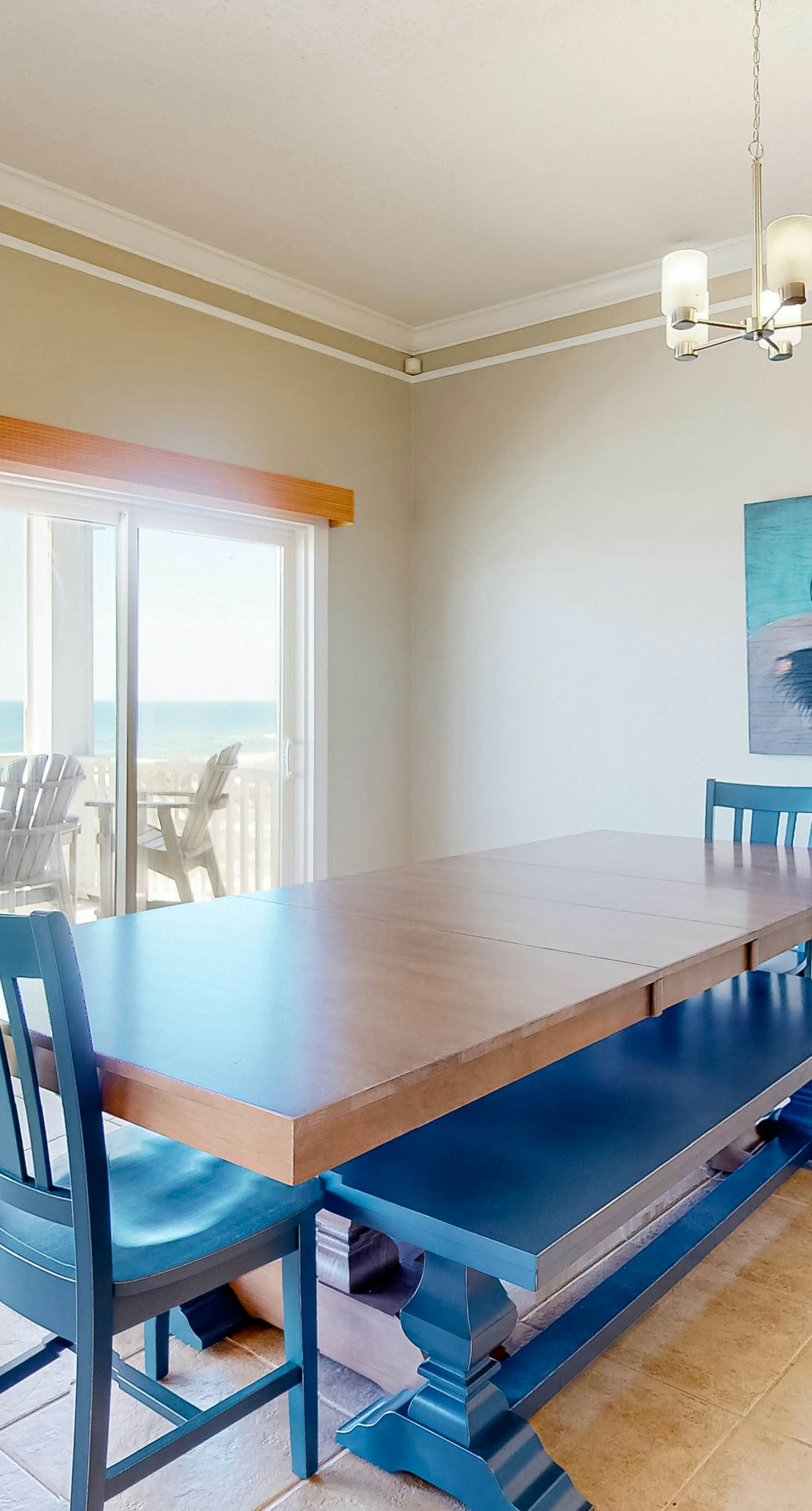 Large beachfront home with pool, deck & AC - wedding-friendly