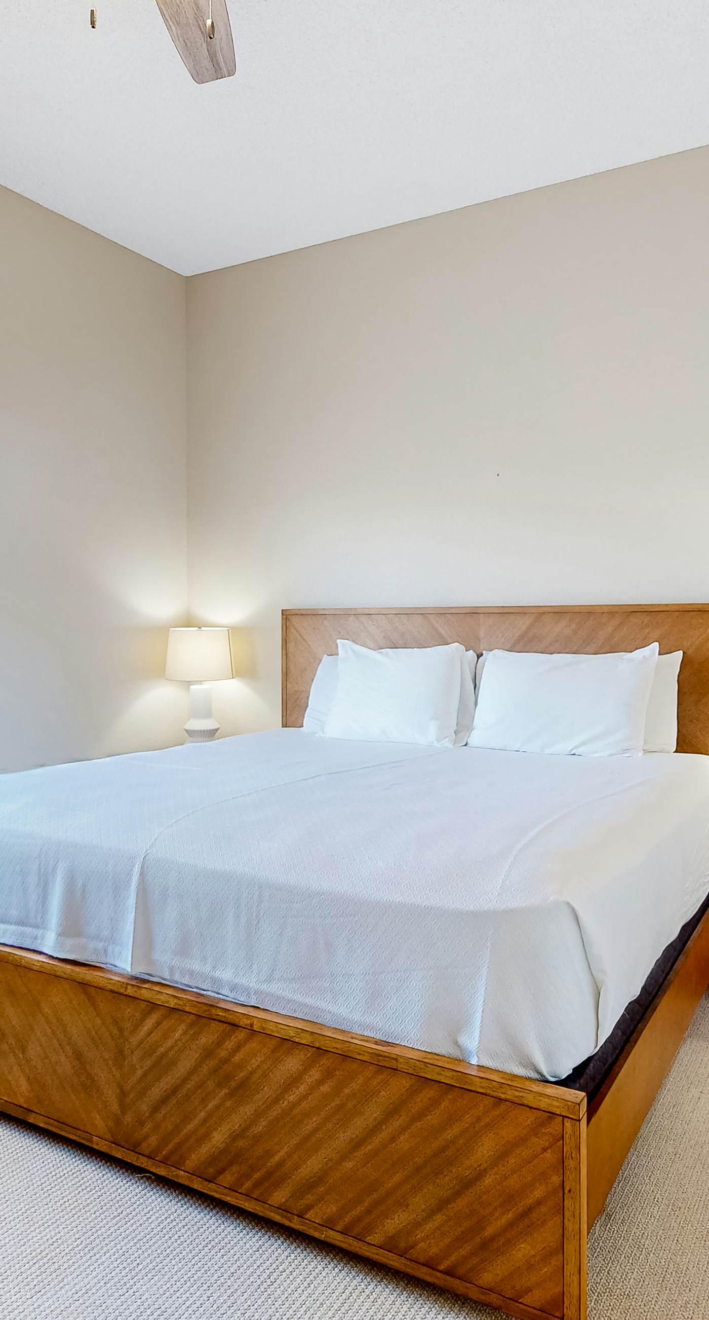 Large beachfront home with pool, deck & AC - wedding-friendly