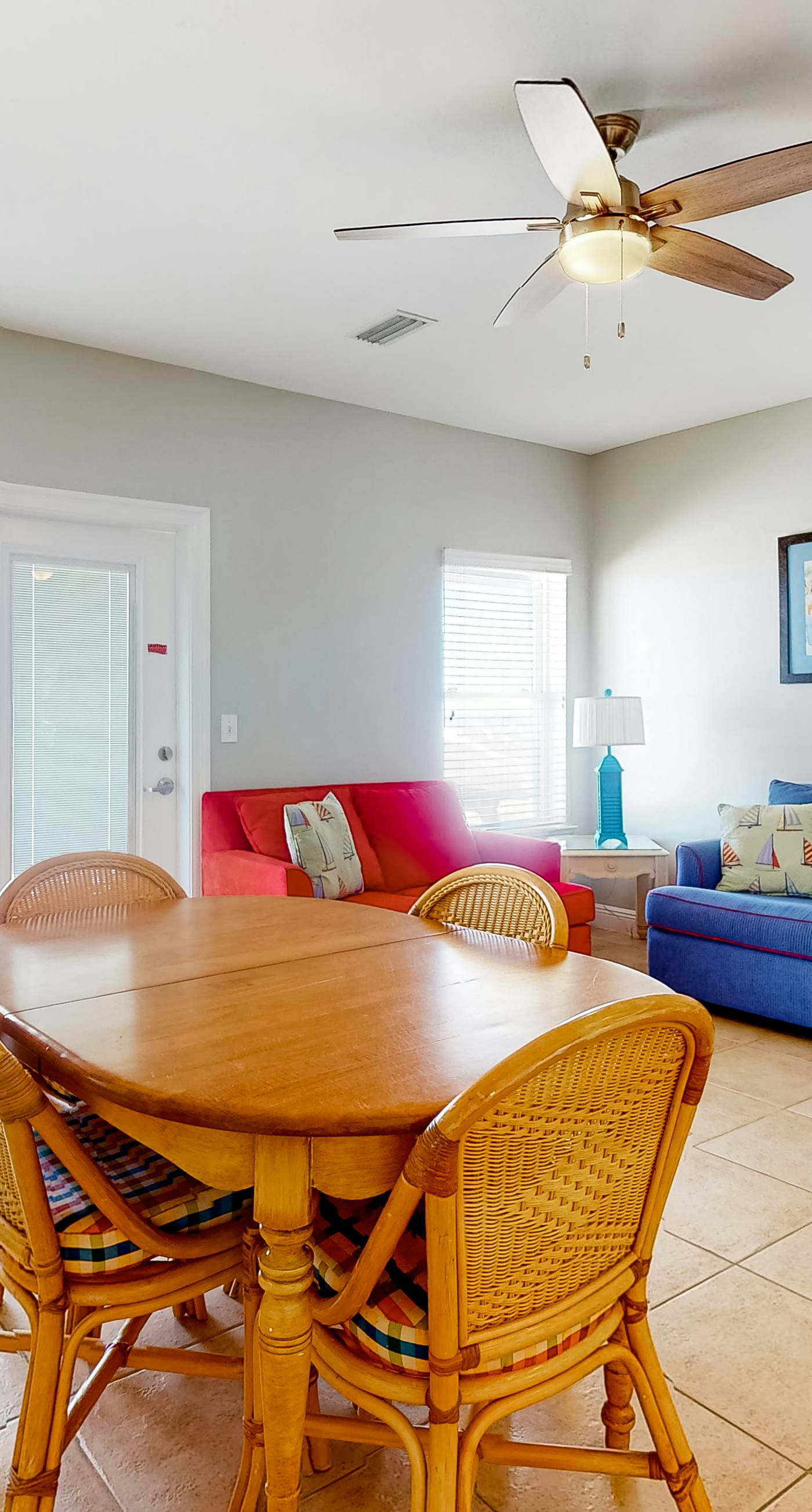 Large beachfront home with pool, deck & AC - wedding-friendly