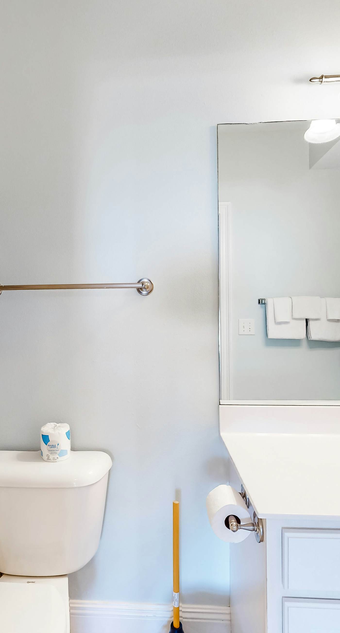 Gulf-front home on the beach with 3-tier deck, Gulf views & pool access