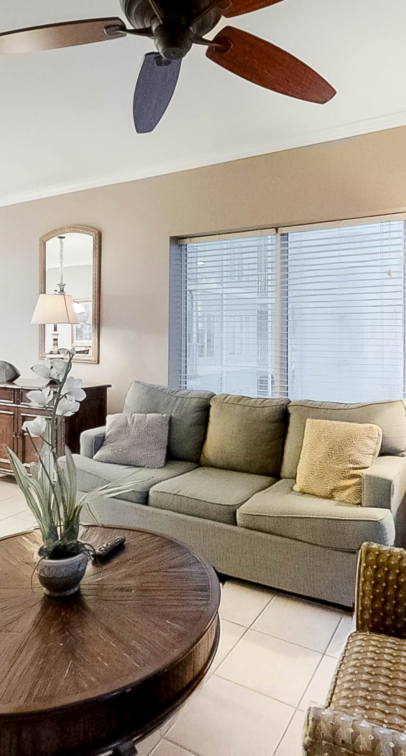 Gulf-Front condo with balcony, beach access, WiFi, AC, & outdoor pool