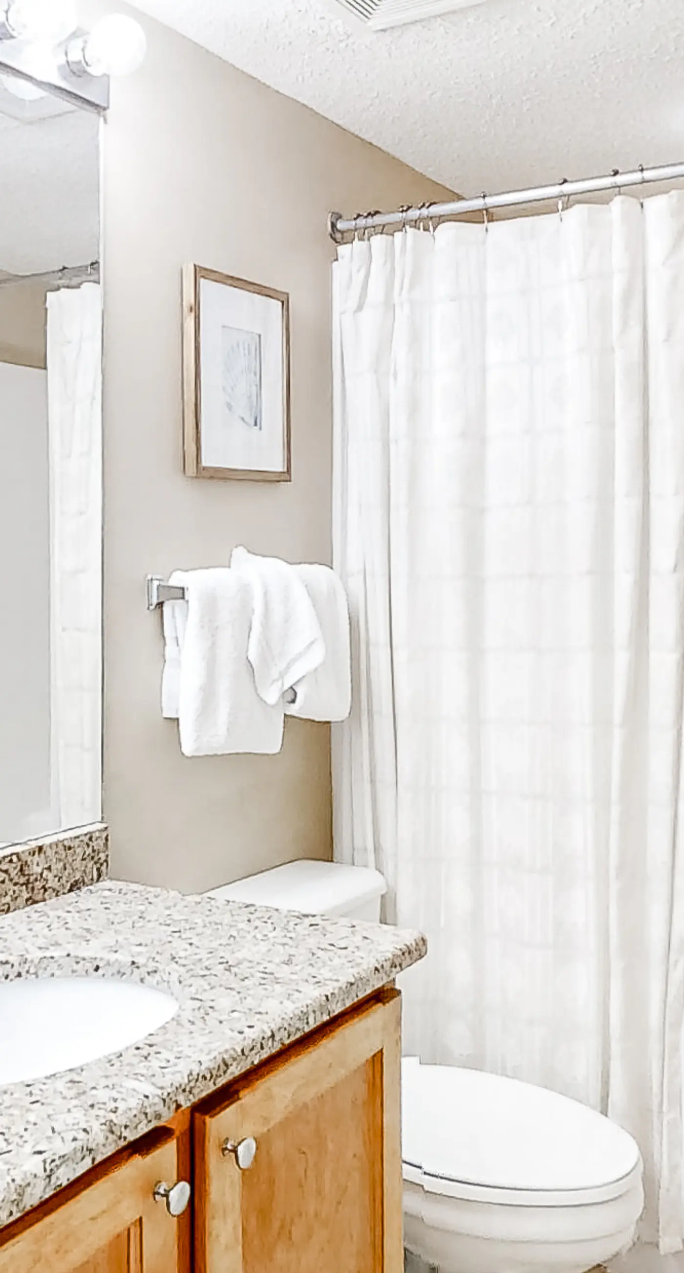 Garden-level, beachfront condo with patio, AC, pools, hot tub & tennis