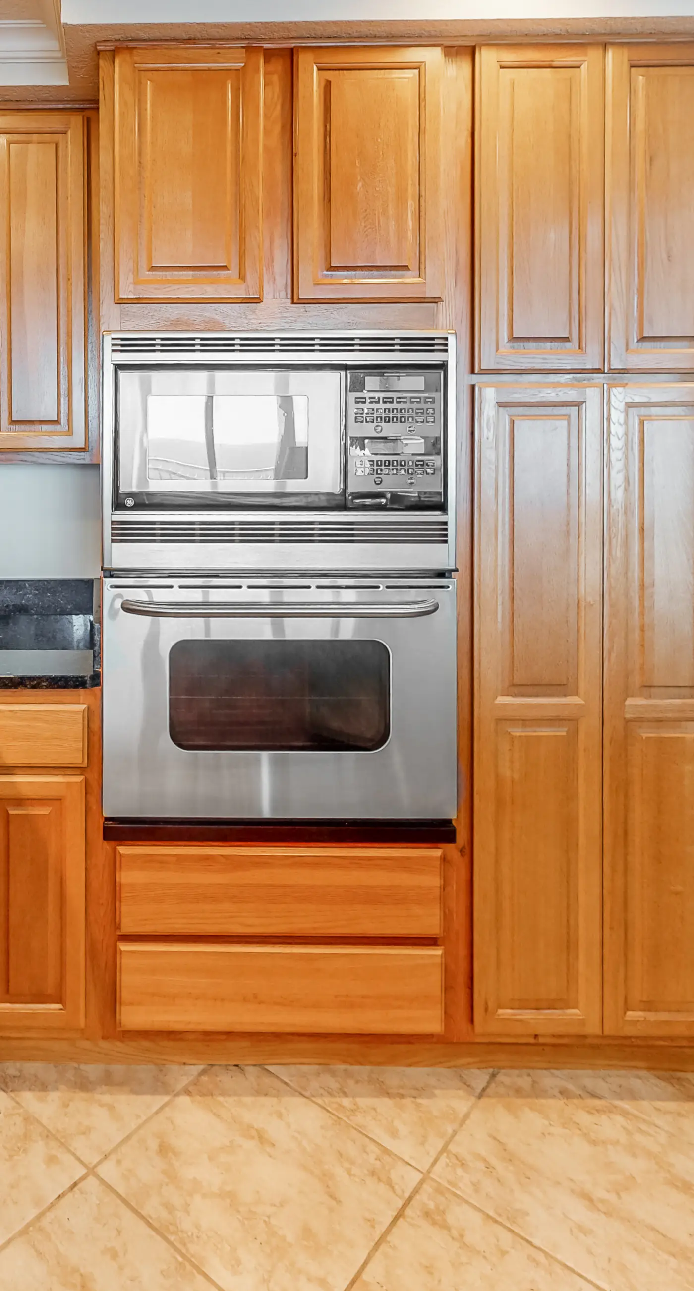 Charming Ocean View Condo with Private Balcony, AC, Shared Outdoor Pool, Free WiFi