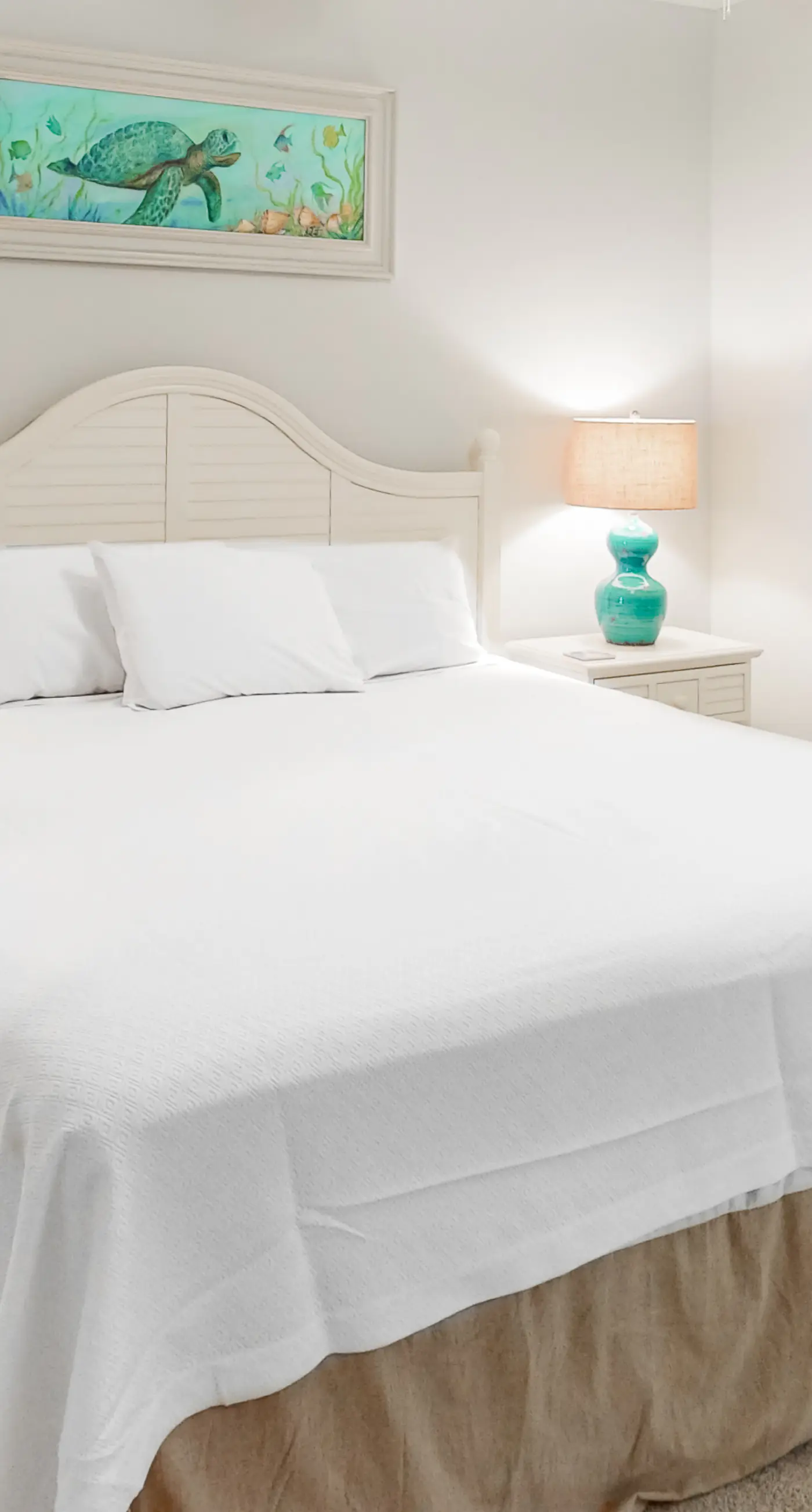 Charming Ocean View Condo with Private Balcony, AC, Shared Outdoor Pool, Free WiFi