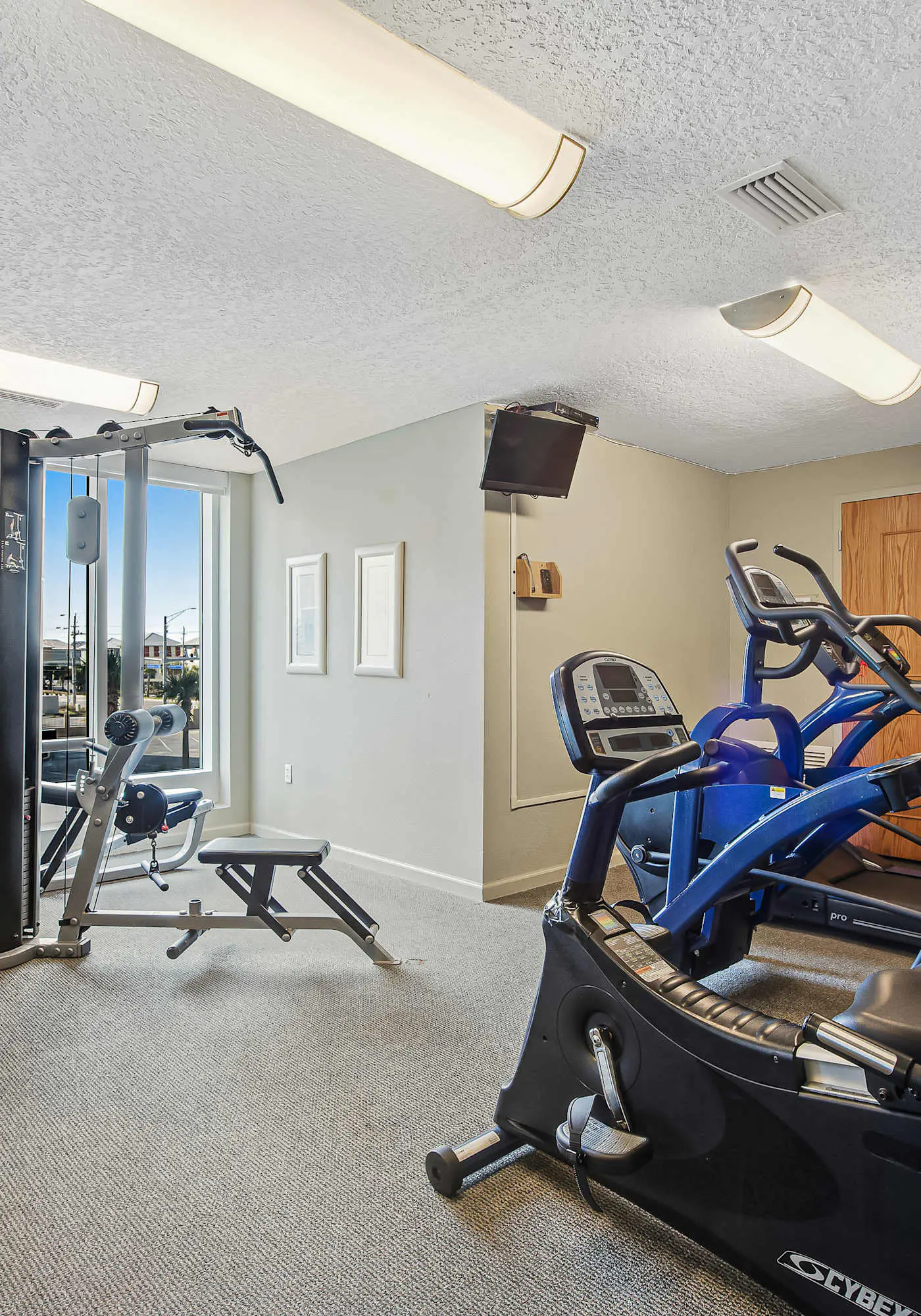Charming Ocean View Condo with Private Balcony, AC, Shared Outdoor Pool, Free WiFi