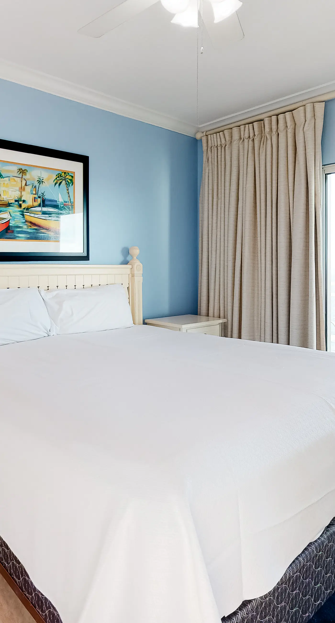 Beachfront condo with pool, hot tub, and sauna access - private balcony