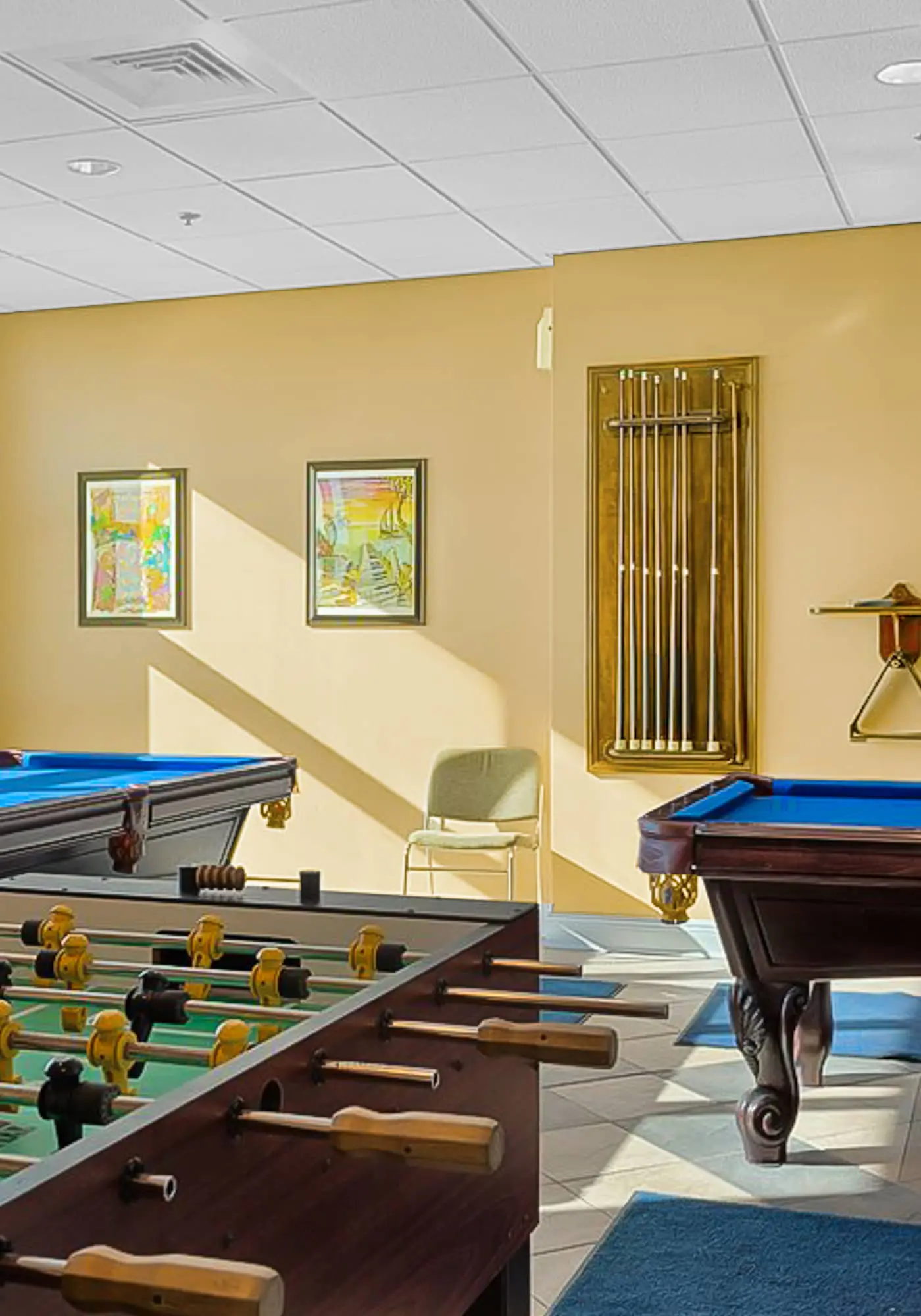 Beachfront condo with pool, hot tub, and sauna access - private balcony