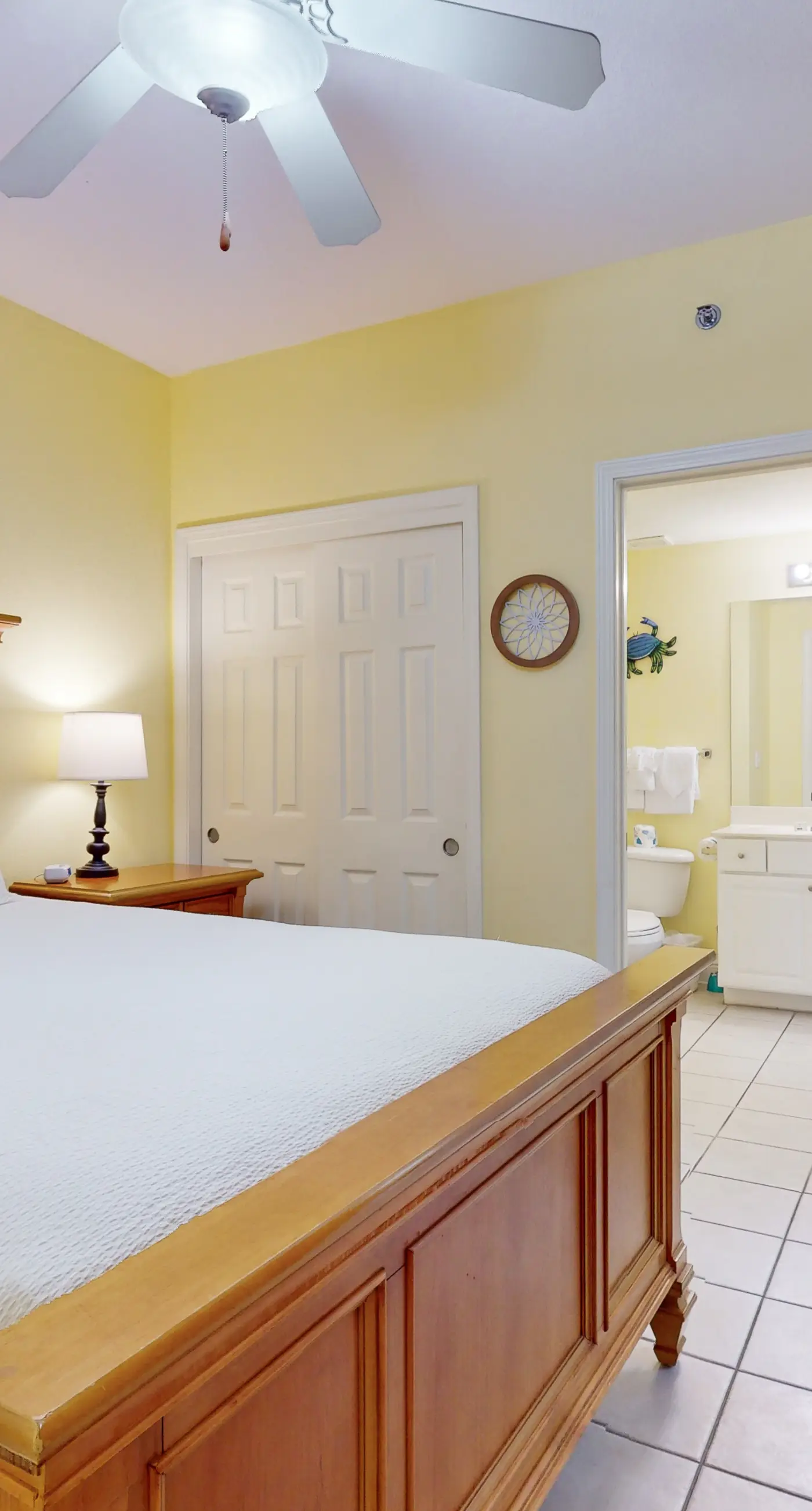 13th-floor oceanfront condo with balcony, AC, grill, pool, hot tub & gym