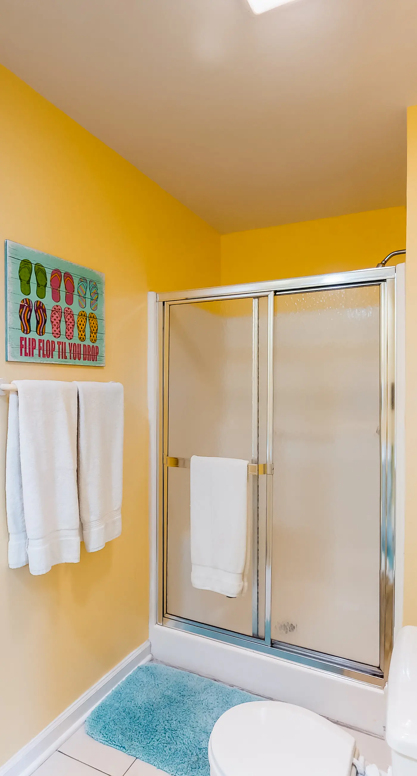 Dog-friendly, water view beach house with a full kitchen, furnished deck, private