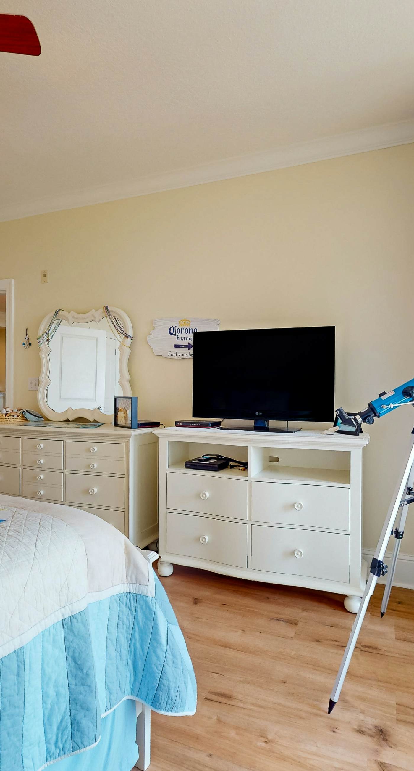 Sunlit beach condo with pool, hot tub, & amazing view - steps to the sand