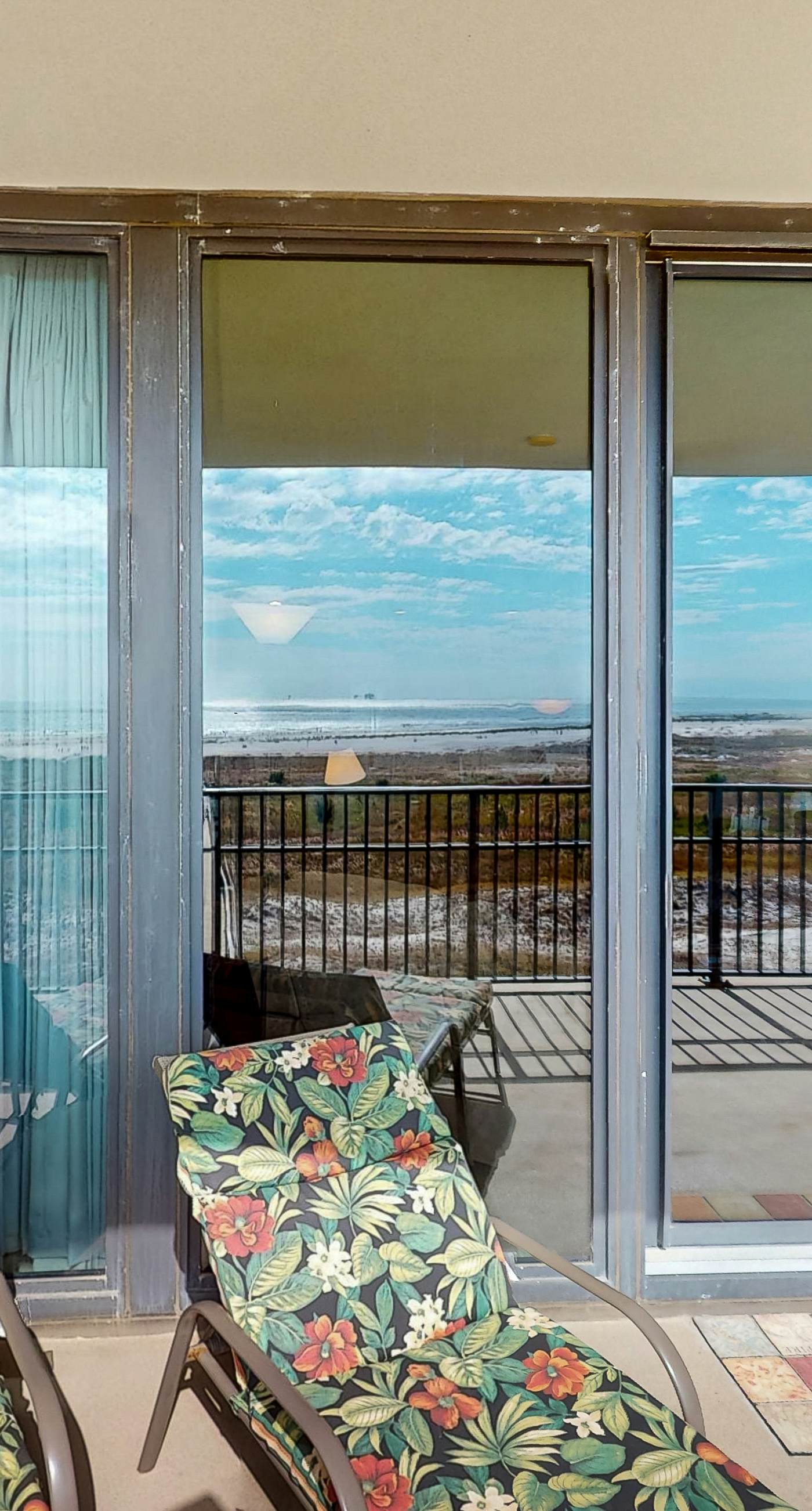 Sunlit beach condo with pool, hot tub, & amazing view - steps to the sand