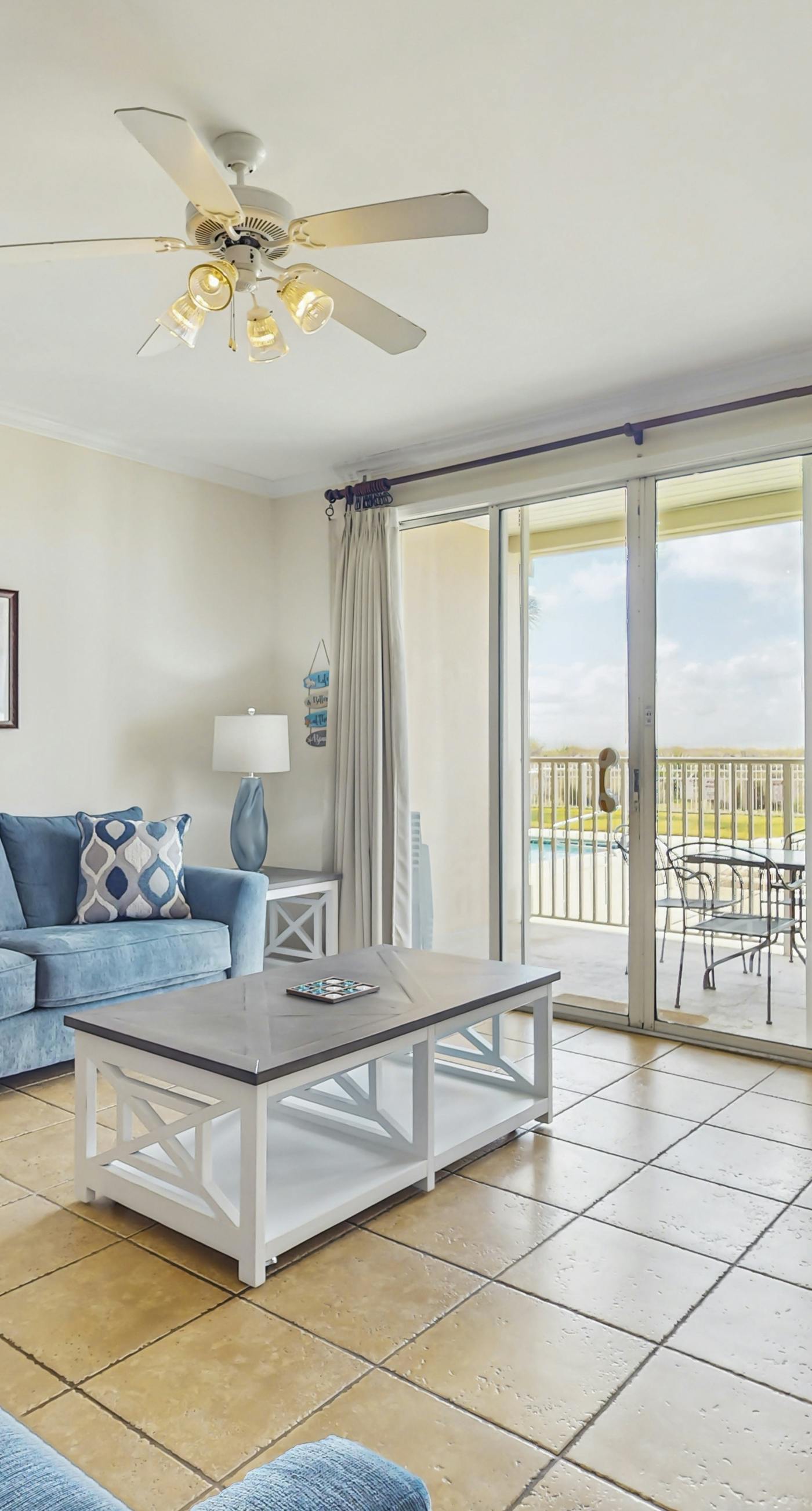 Perfect beachfront condo with pool, internet, and washer and dryer