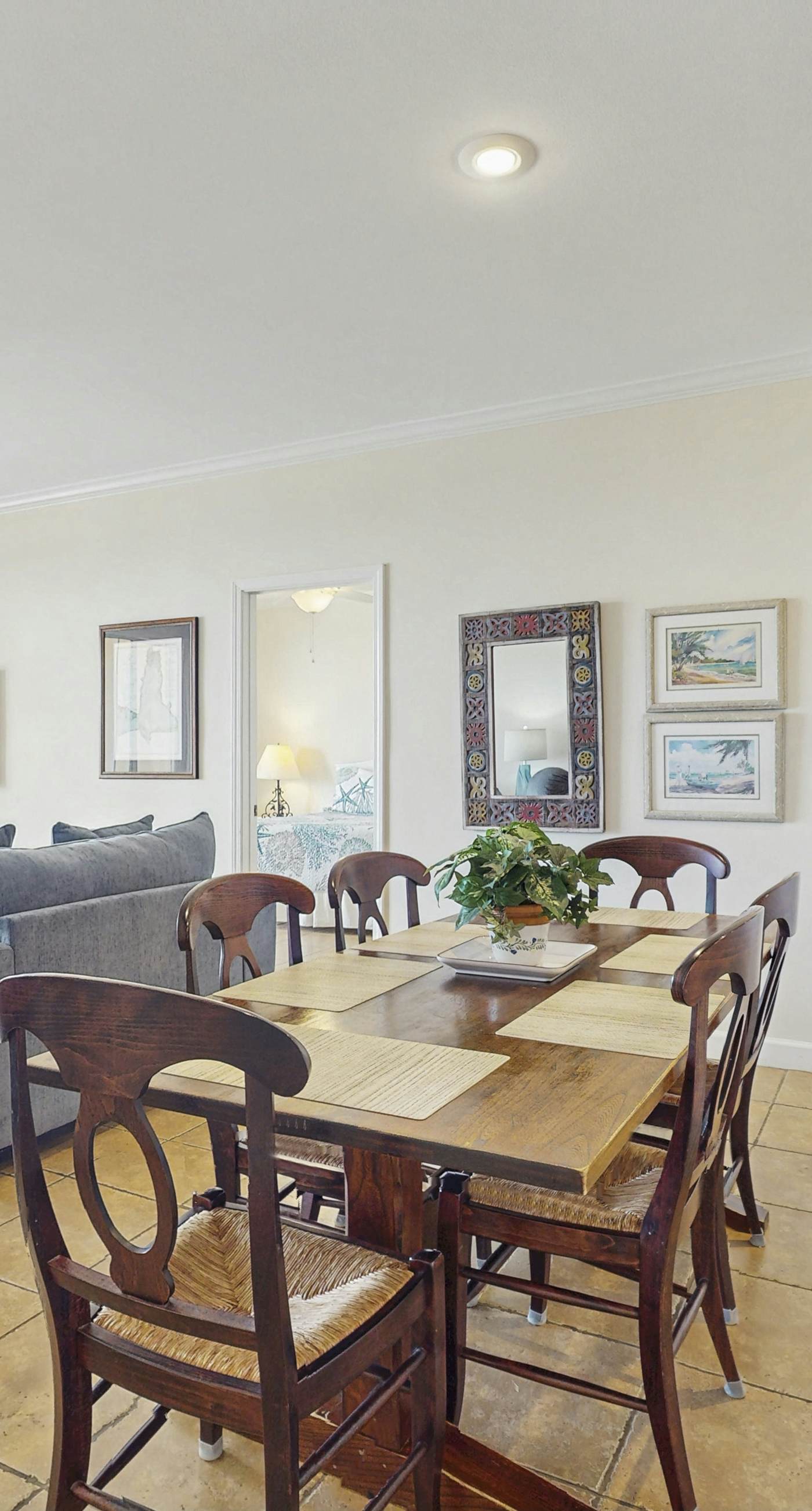 Perfect beachfront condo with pool, internet, and washer and dryer