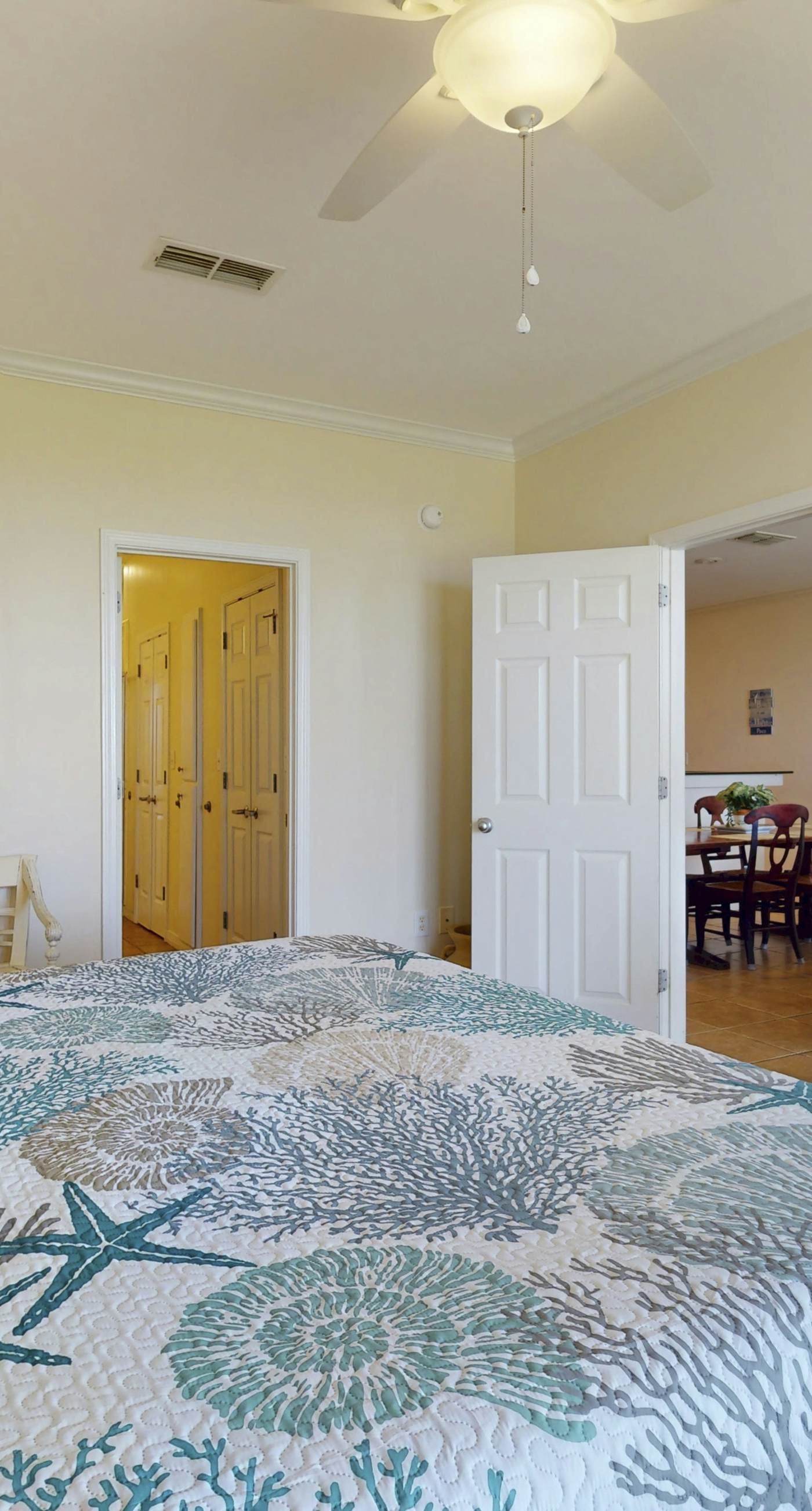 Perfect beachfront condo with pool, internet, and washer and dryer