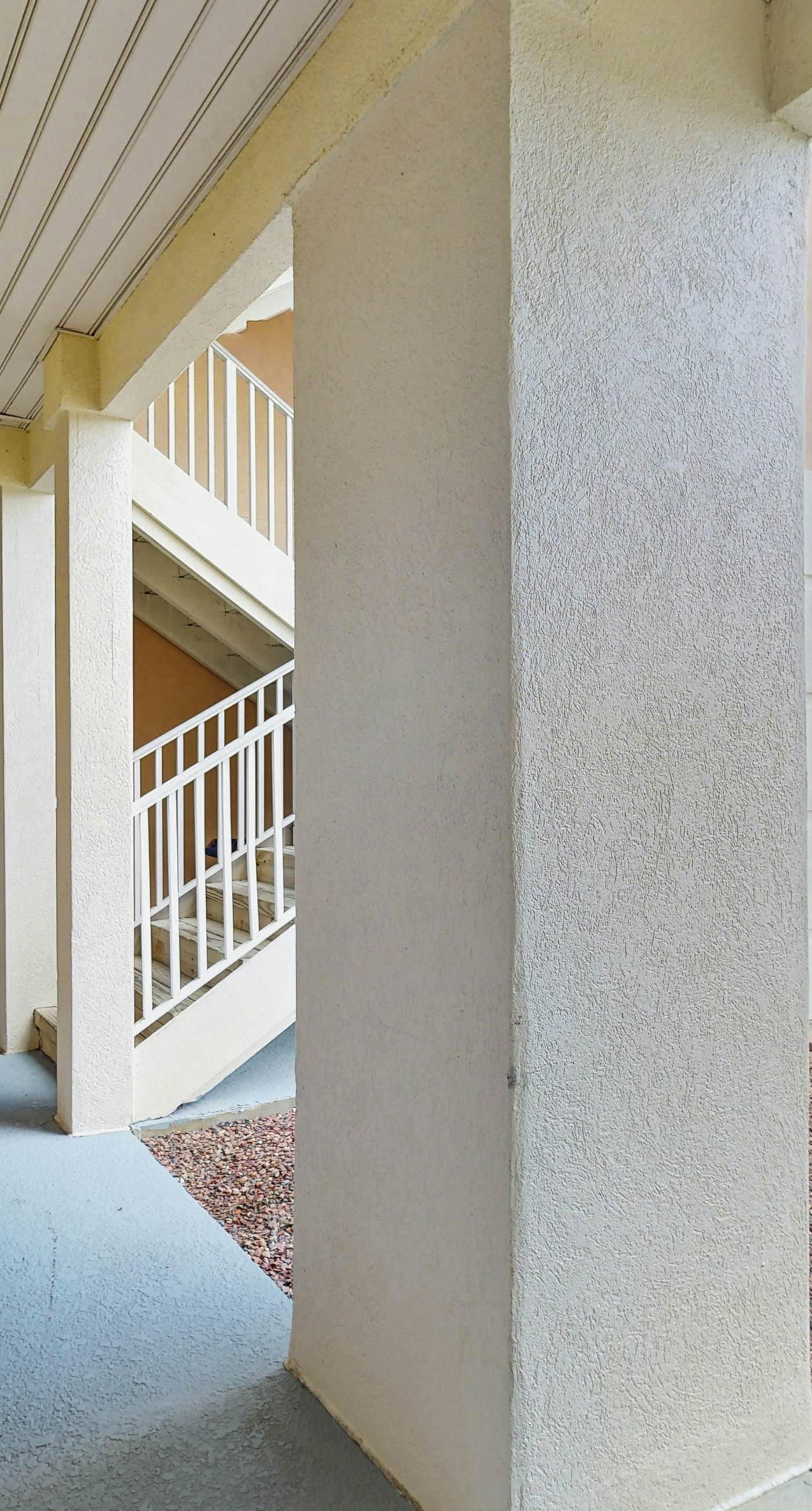 Perfect beachfront condo with pool, internet, and washer and dryer