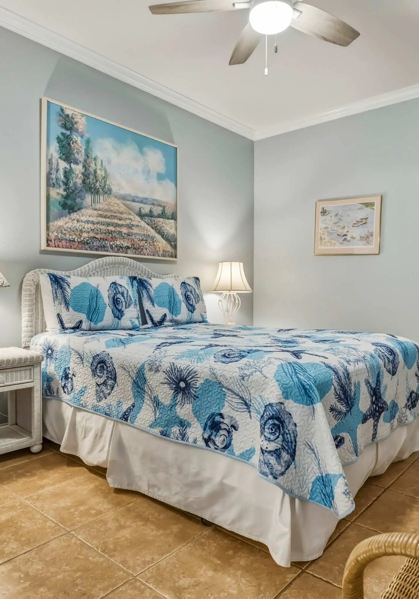 Perfect beachfront condo with pool, internet, and washer and dryer